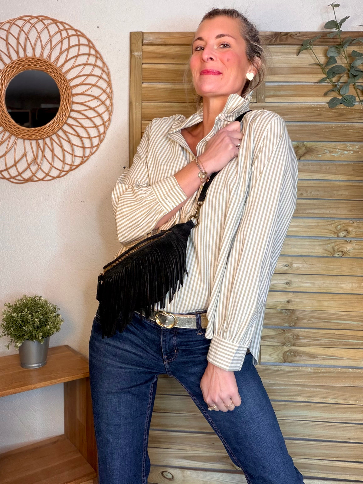 Sac banane avec franges en cuir daim - PIETRA - Noir - FIN DE SÉRIE