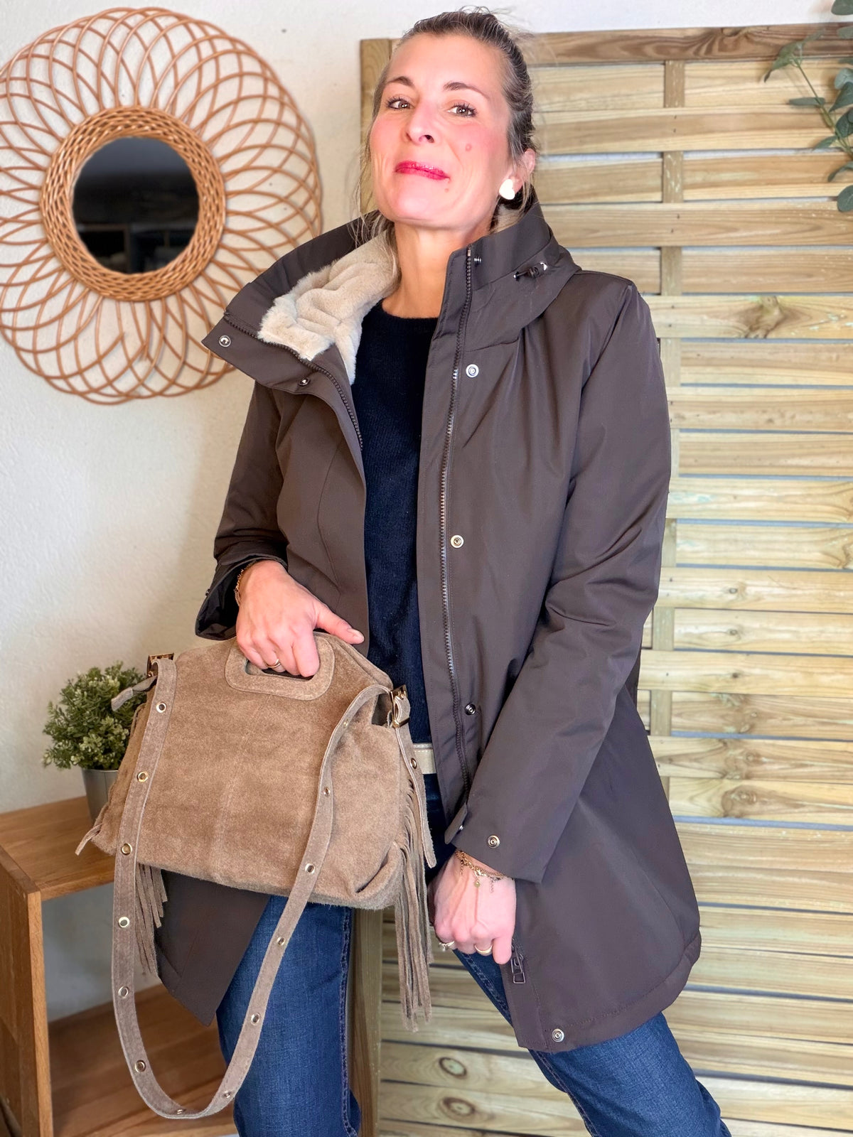 Sac en cuir daim avec franges LOGAN - Beige taupe