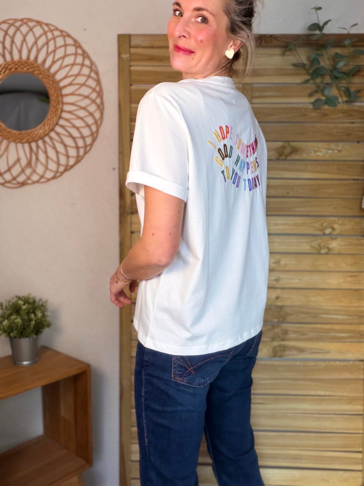 Tee shirt I HOPE SOMETHING GOOD HAPPENS TO YOU TODAY - MORAG - FIN DE SÉRIE