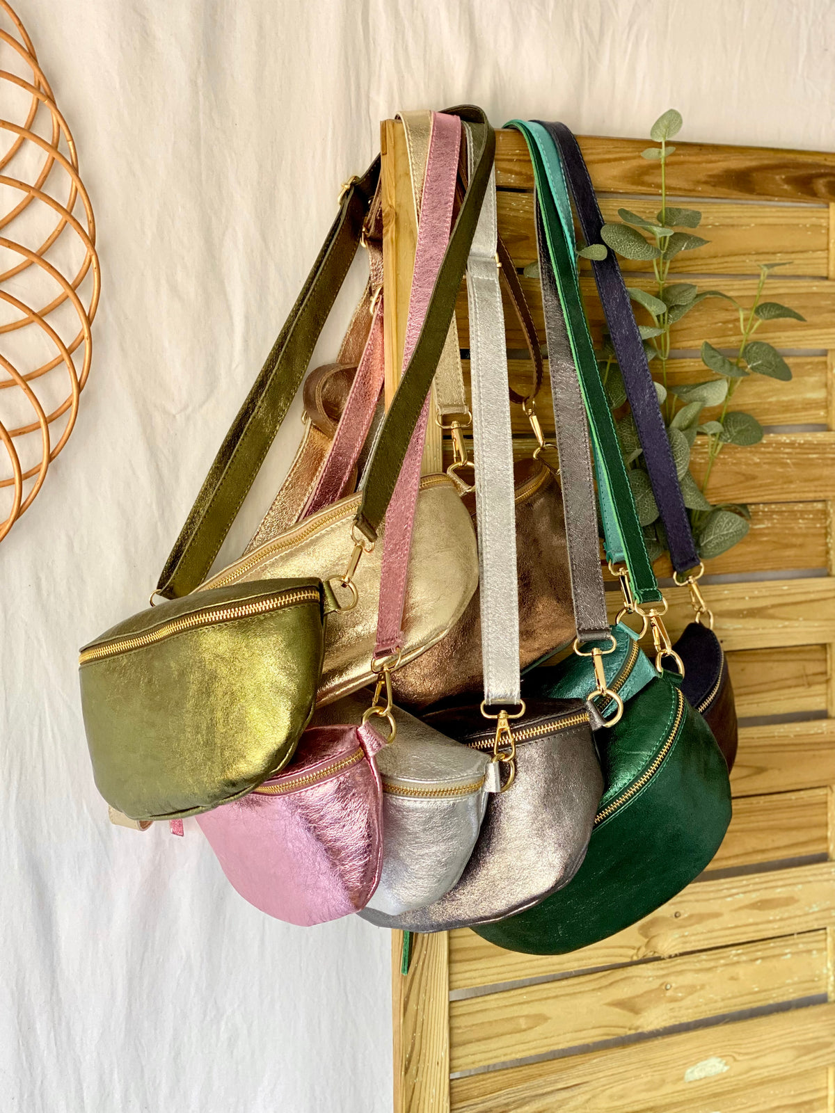 Sac banane en cuir irisé 24cm ROMY bleu marine (12 coloris)