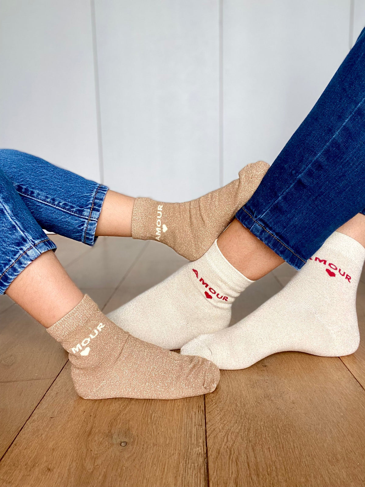 Bar à Chaussettes : Découvrez un Large Choix de Paires Tendances sur Les Pépites d’Aurélie