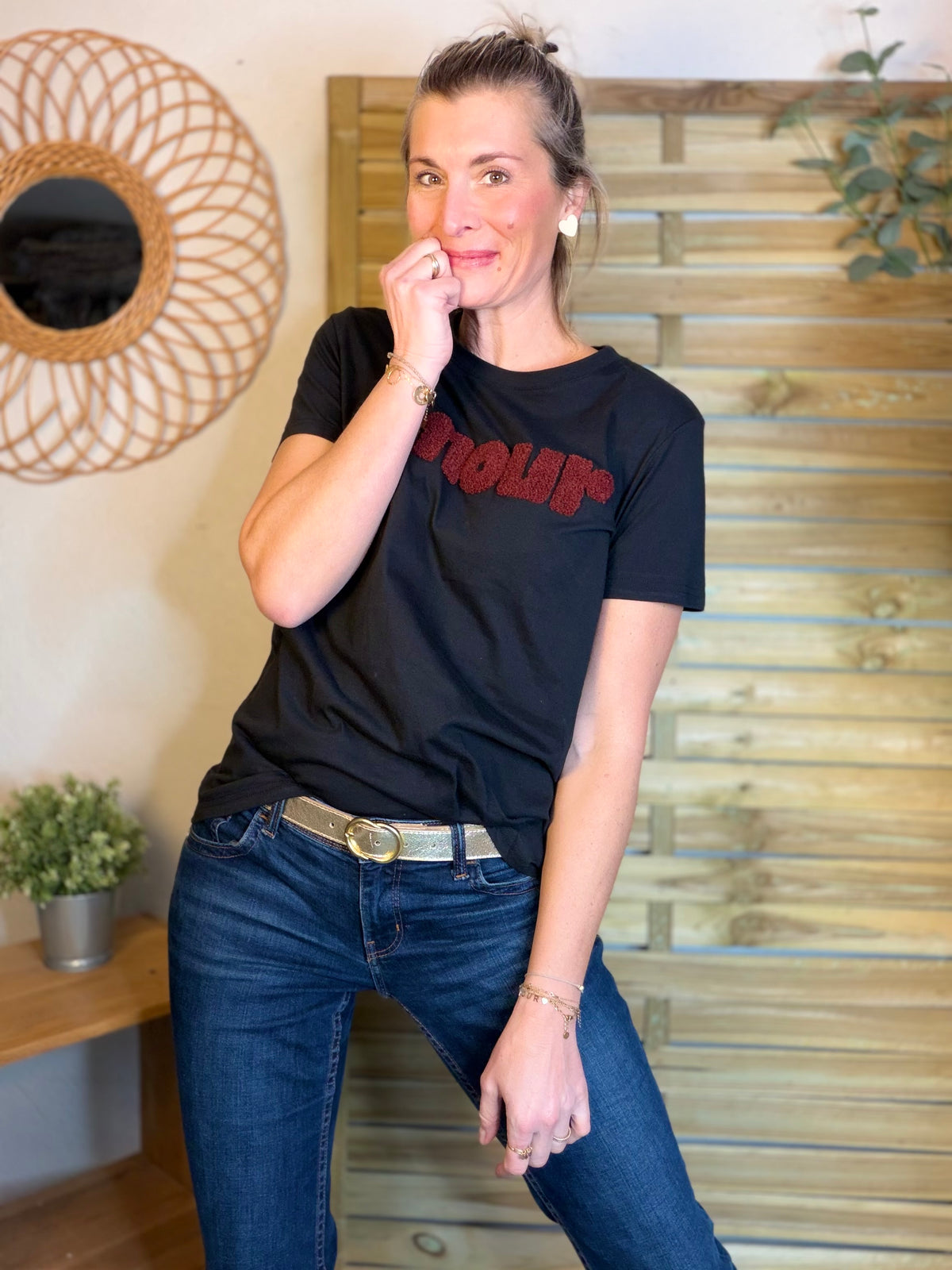 Tee shirt amour MAÏA Noir/Bordeaux - FIN DE SÉRIE