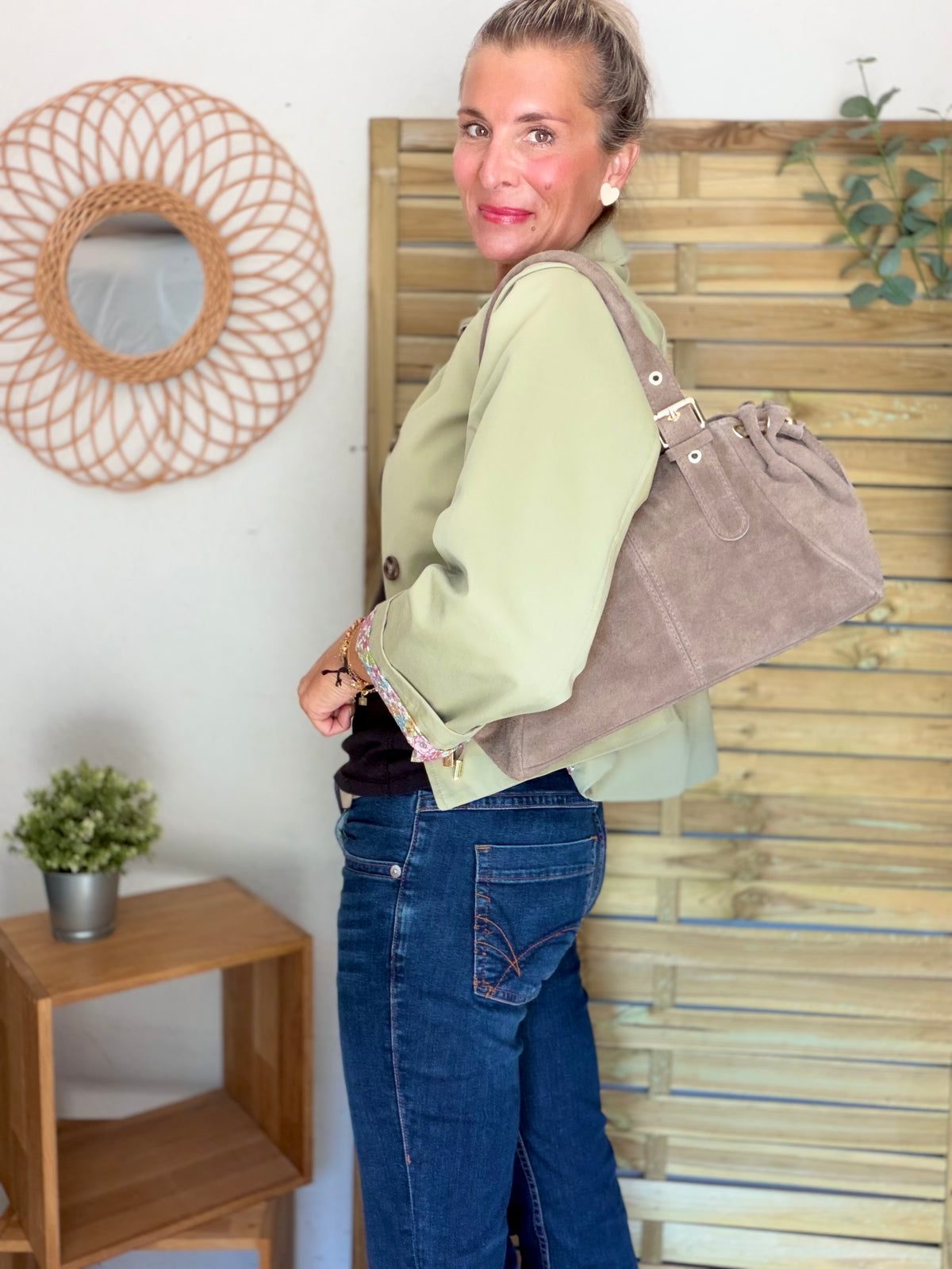 Sac à main en cuir daim GERY - Taupe
