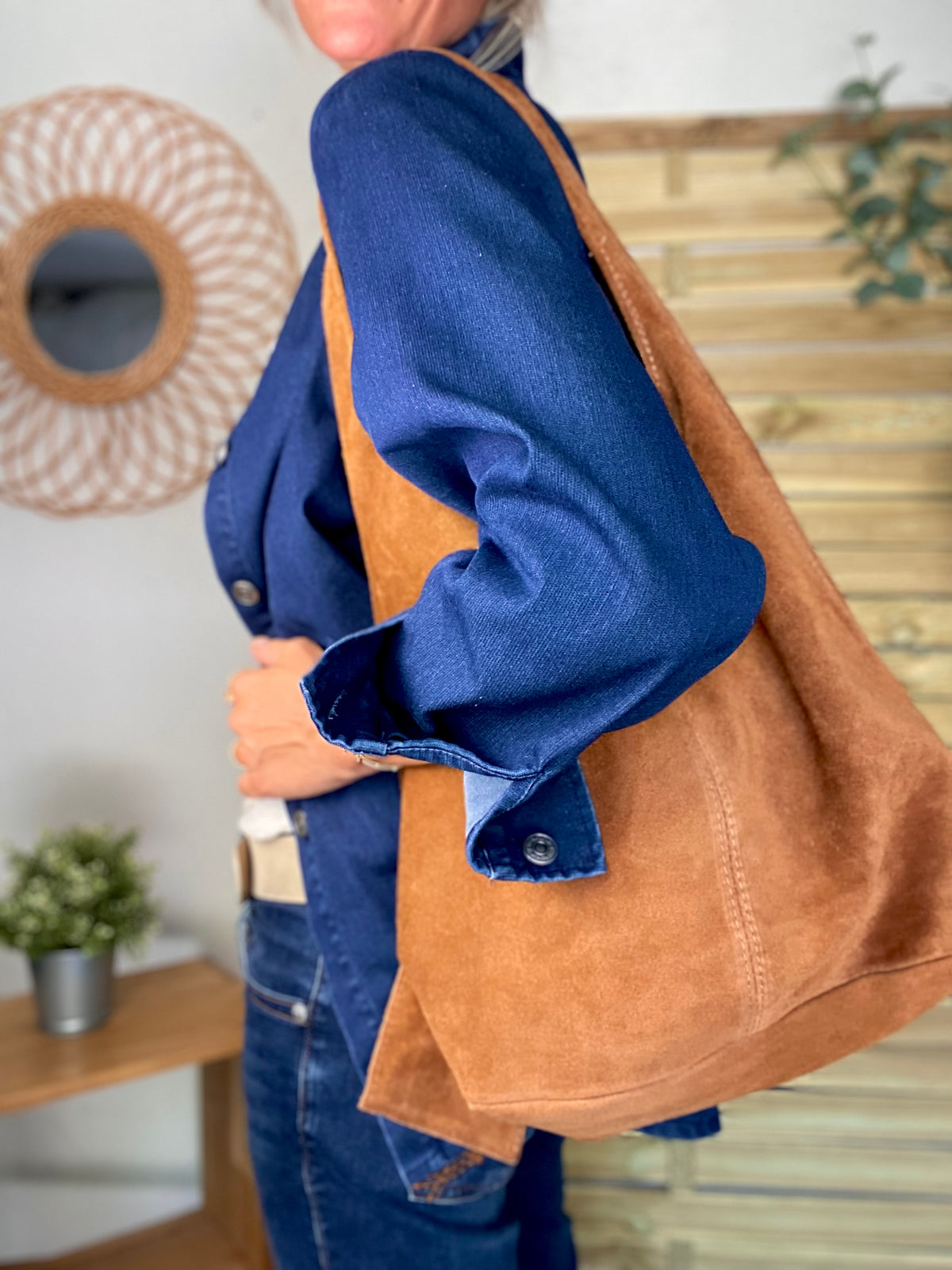 Sac cabas hobo cuir daim MARLON - Camel