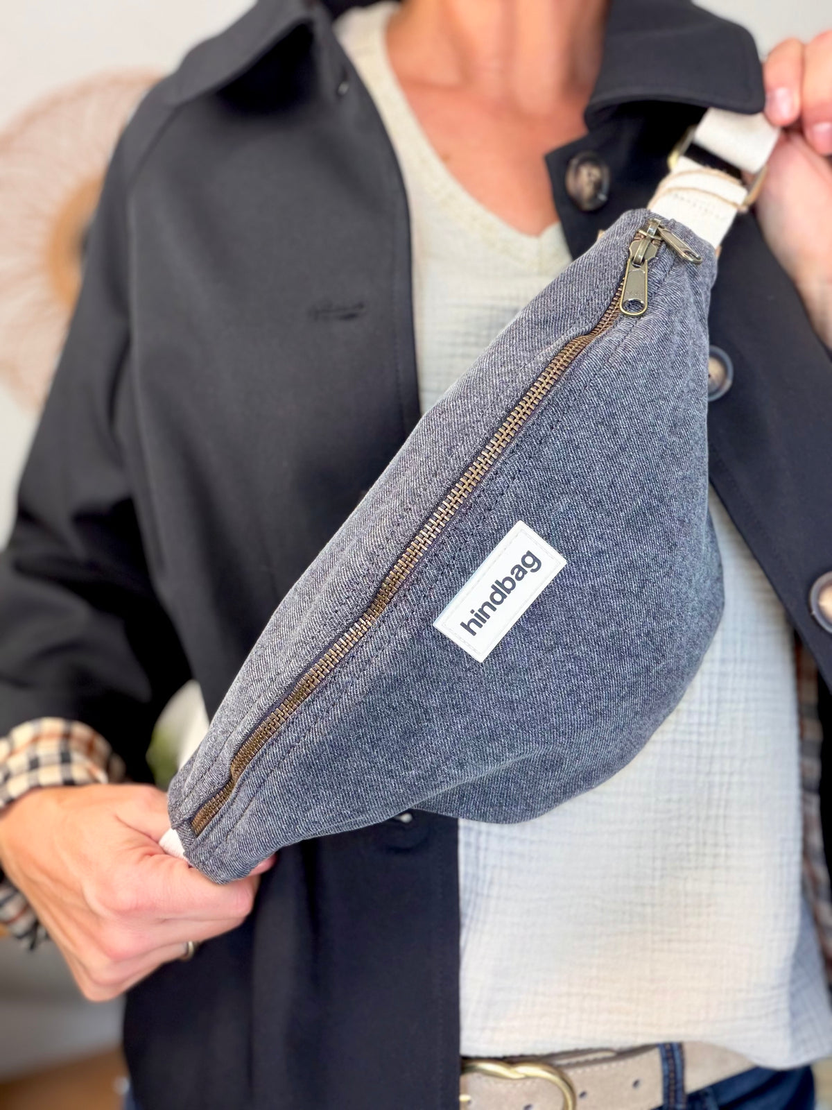 HINDBAG OLIVIA - Sac banane Denim gris foncé