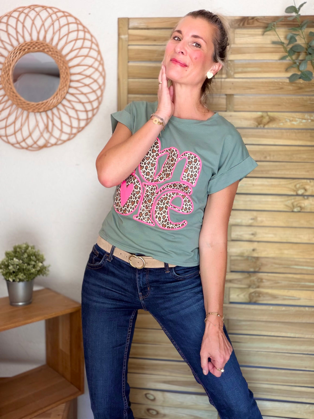 Tee shirt AMORE Léo URSULA Kaki - FIN DE SÉRIE