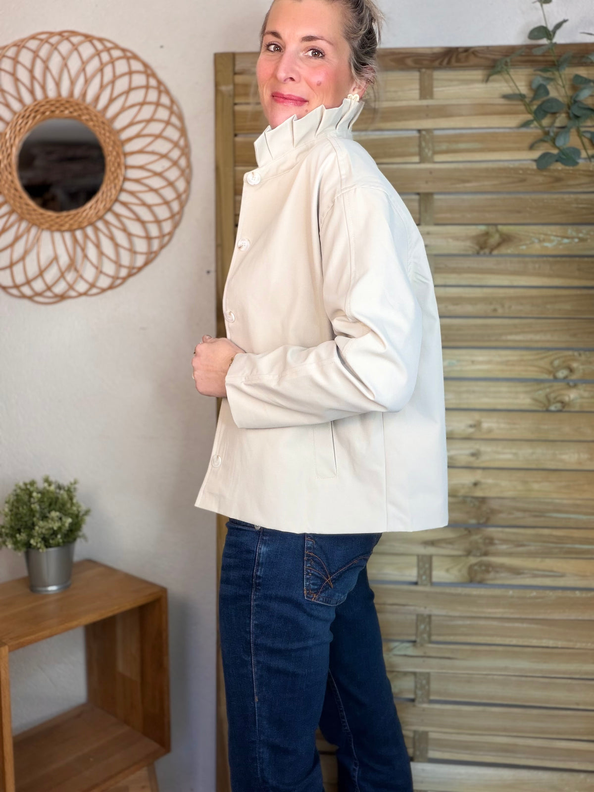 Veste col victorien NICKY Beige - FIN DE SÉRIE