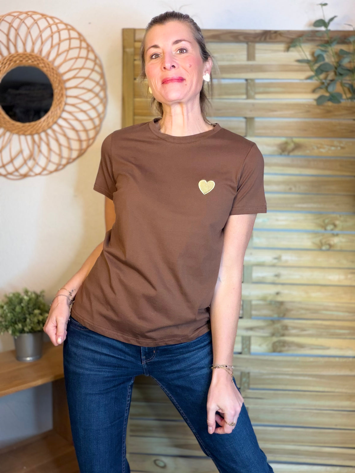 Tee shirt cœur brodé doré 💛 PIA Choco - FIN DE SÉRIE