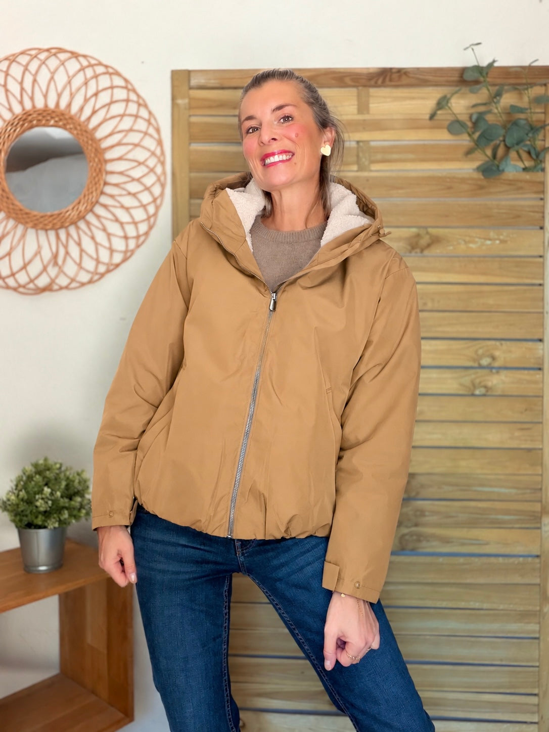 LAURA JO - Imperméable fourré sherpa EVA court - Camel