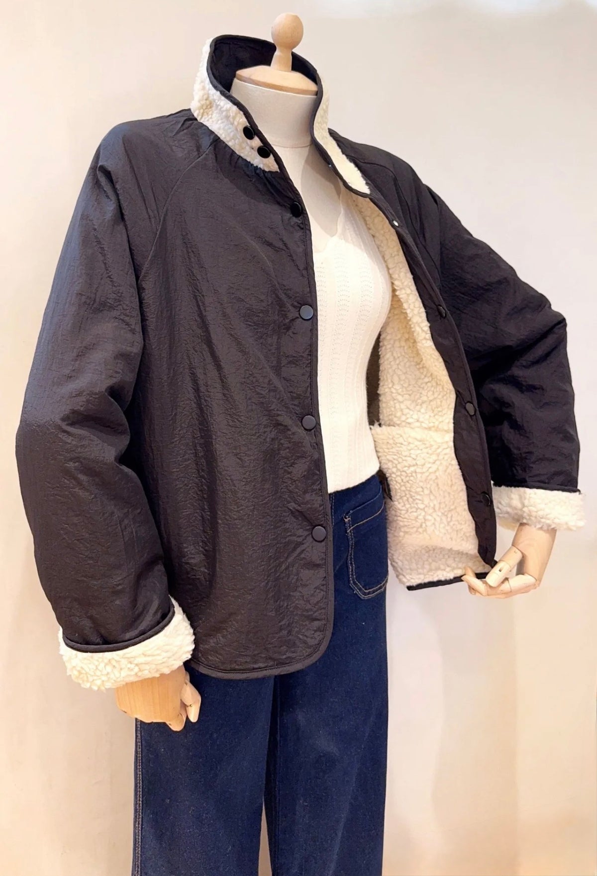 Veste matelassée réversible Sherpa AMÉLIE Noir / Écru