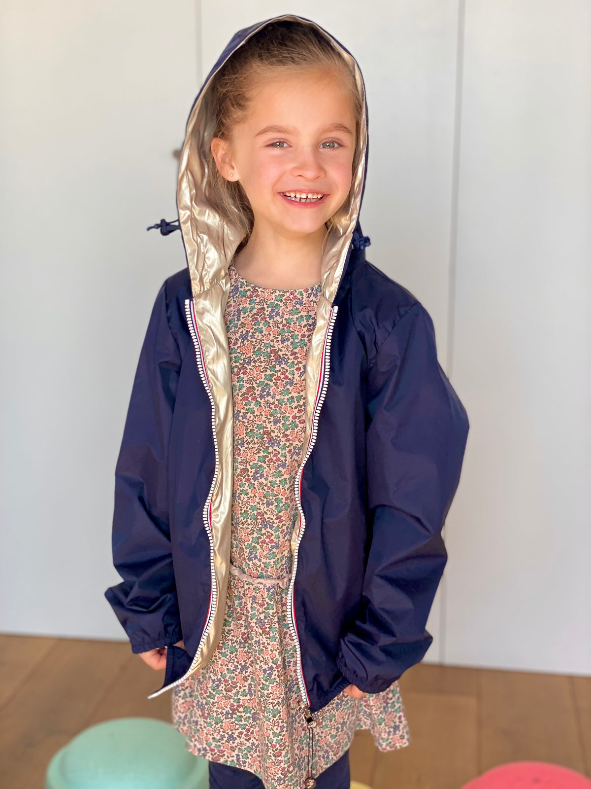 LAURA JO - Imperméable réversible léger GARANCE KIDS enfant (mixte) - Bleu Marine / Doré • DÉSTOCKAGE sur Taille 6 ans