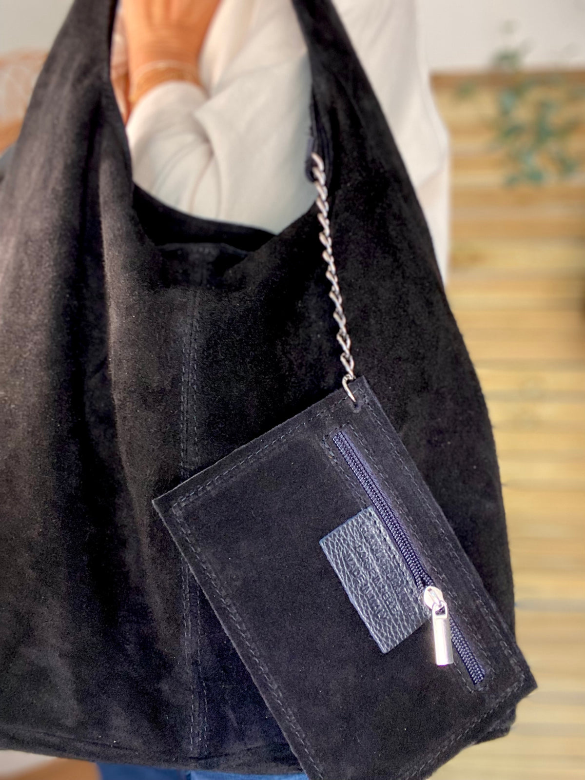Sac cabas hobo cuir daim MARLON - Noir
