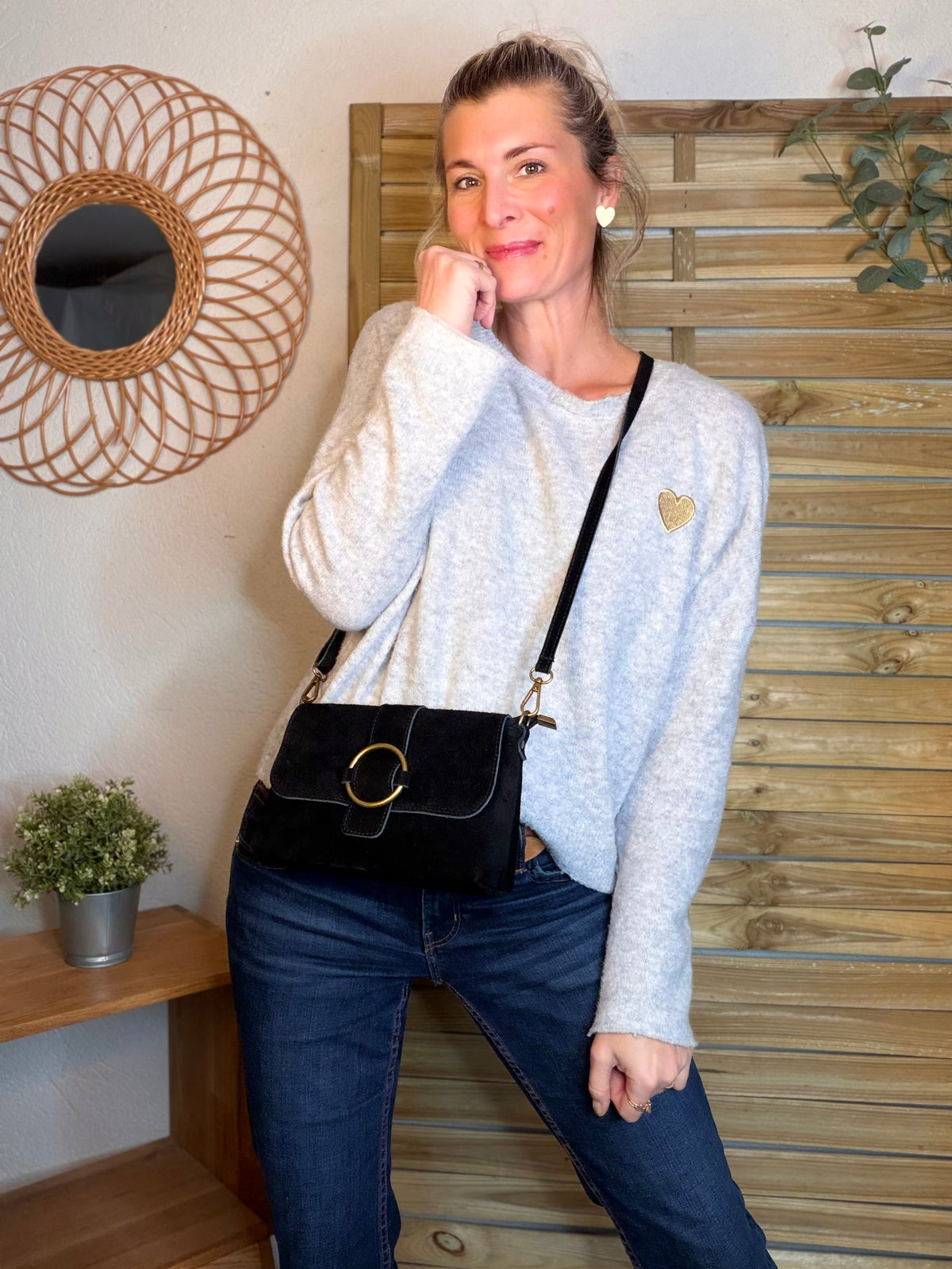 Sac bandoulière en croute de cuir BLAKE - Noir
