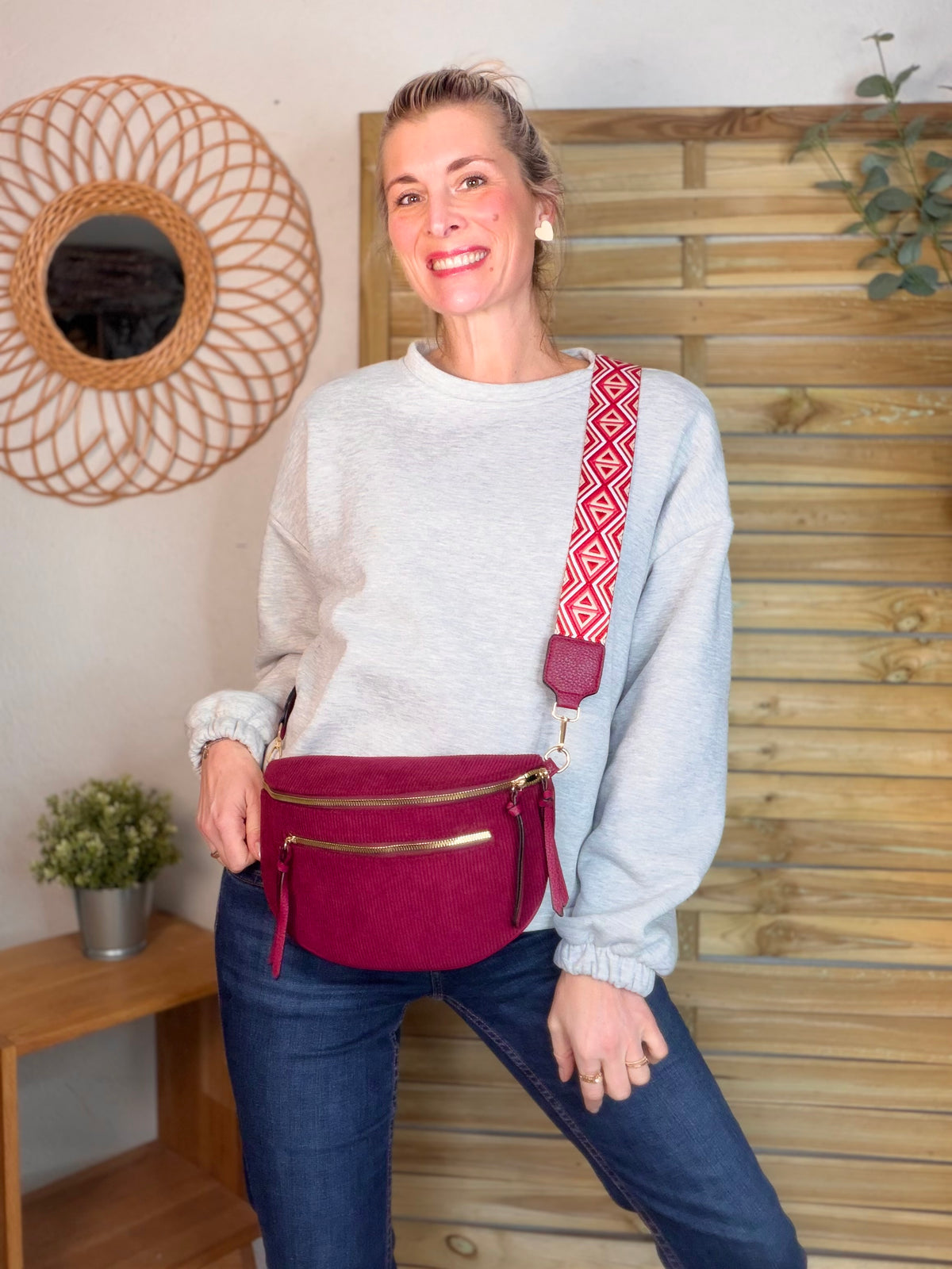 Sac banane en velours côtelé, sangle fantaisie - KATY - Bordeaux - FIN DE SÉRIE