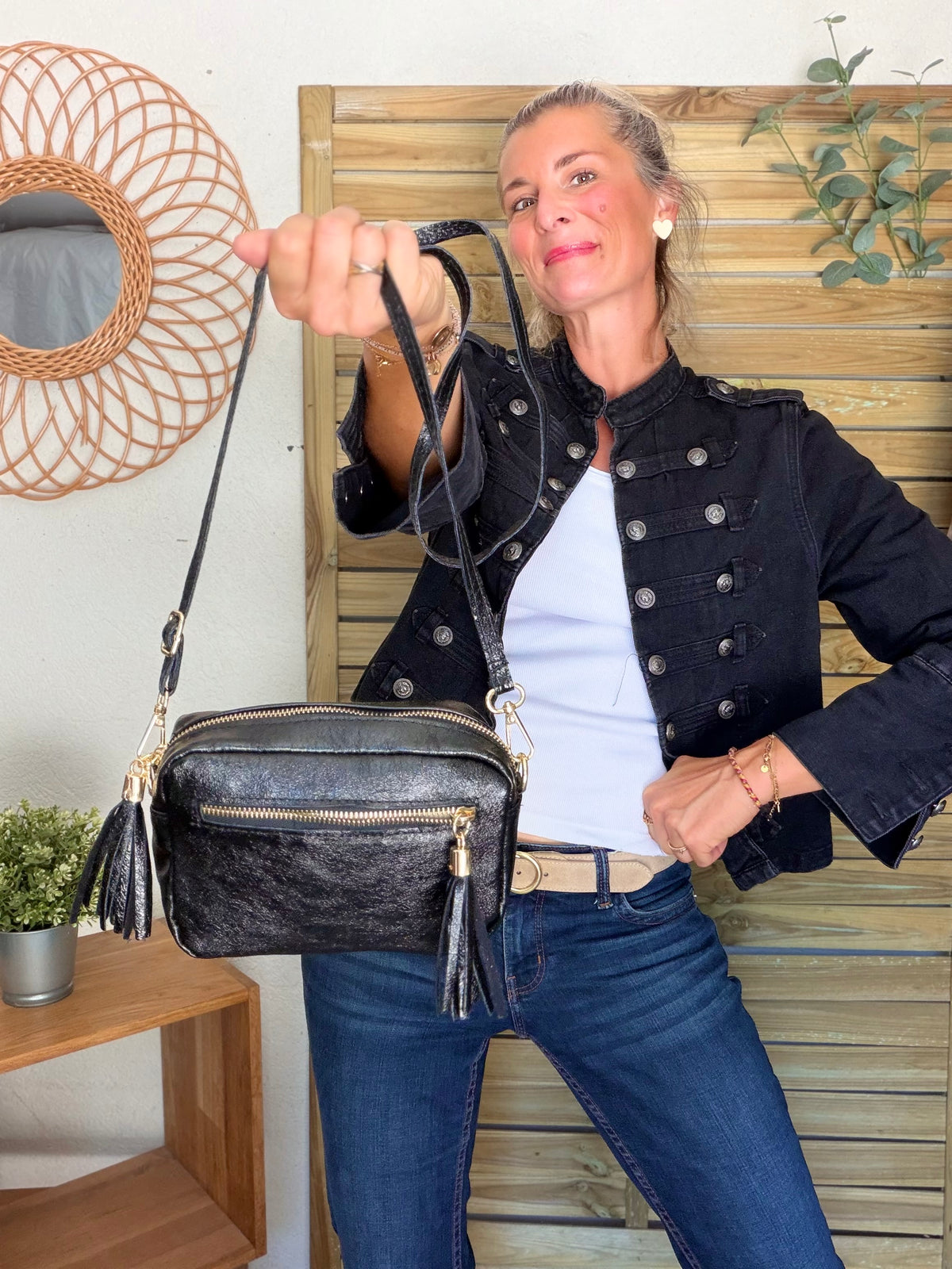 Sac bandoulière en cuir irisé - CHERRY - Noir