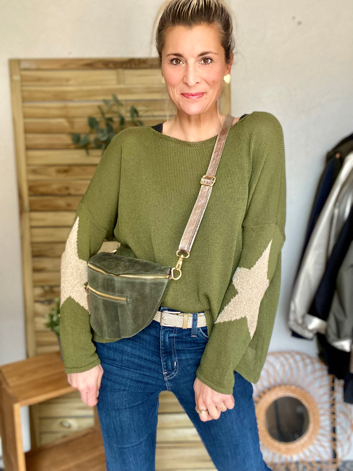 Pull Oversize étoiles dorées ⭐️ ALBA - Kaki - FIN DE SÉRIE