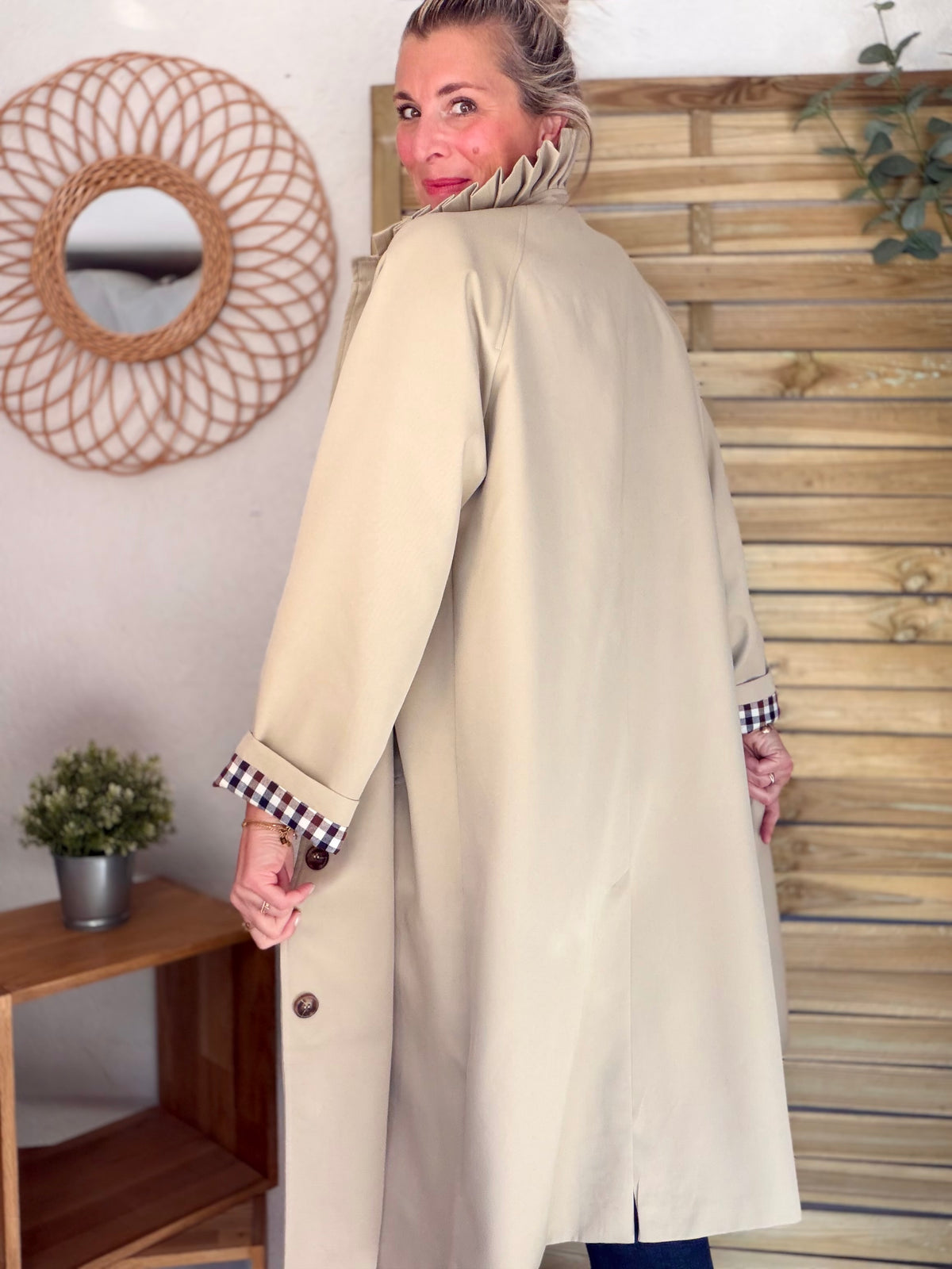 Veste Trench col victorien, revers carreaux - VICKY LONG Beige