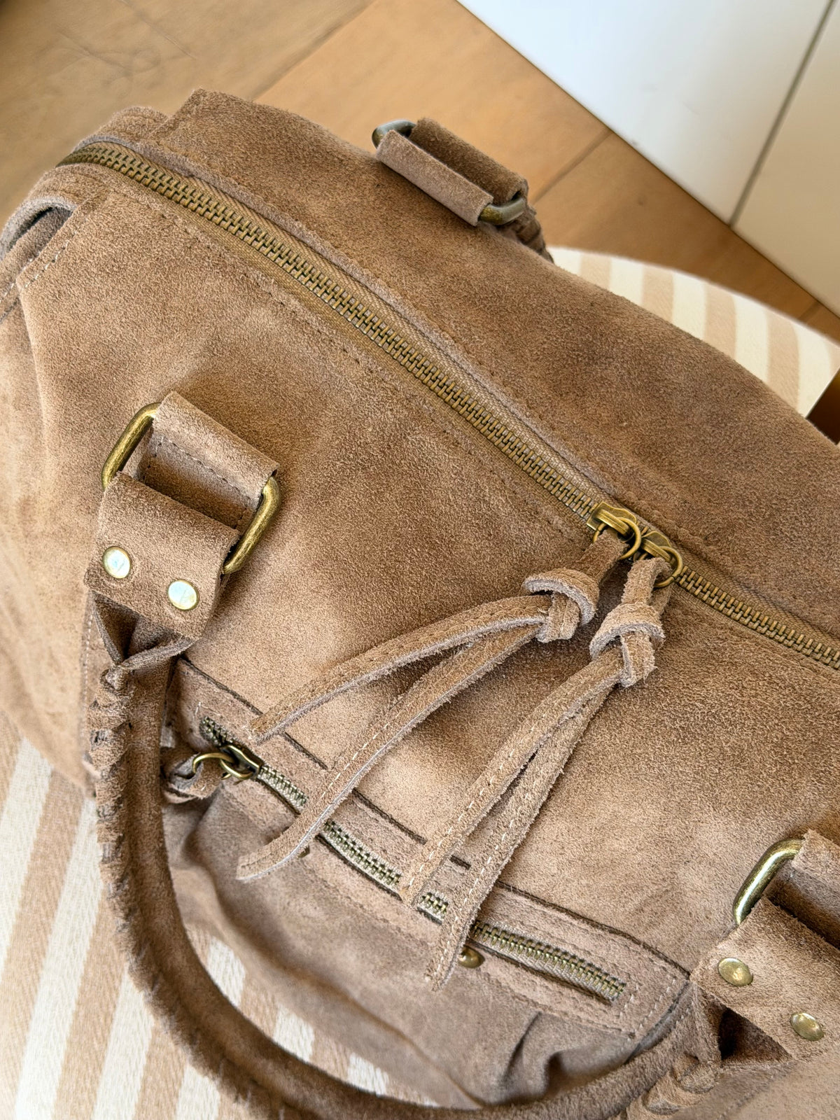 Sac cabas XL en cuir daim • HUNTER Taupe