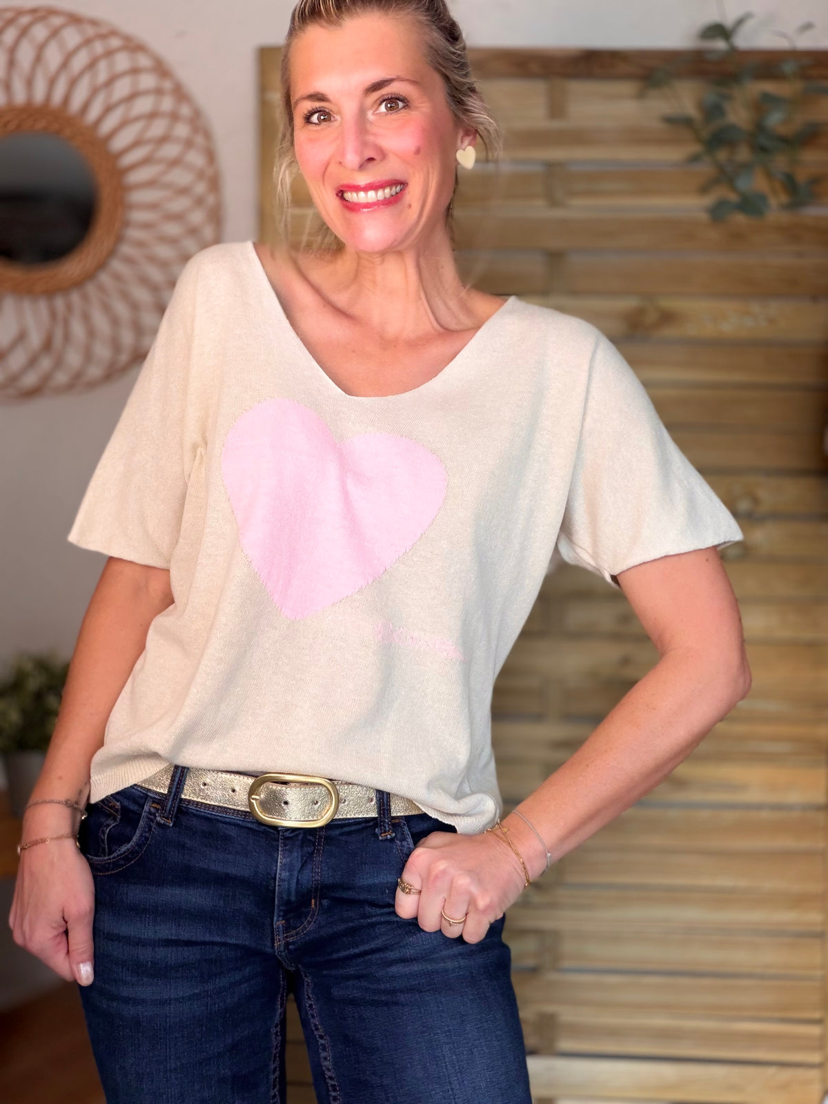 Pull fin col V gros cœur rose 🩷 PÉNÉLOPE - FIN DE SÉRIE