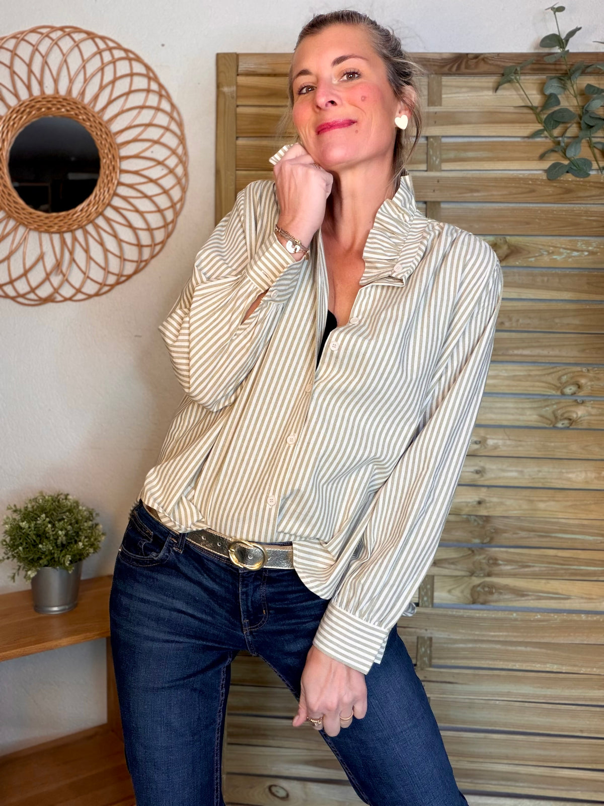 Chemise en coton rayée col victorien BRIGITTE - Kaki clair - FIN DE SÉRIE