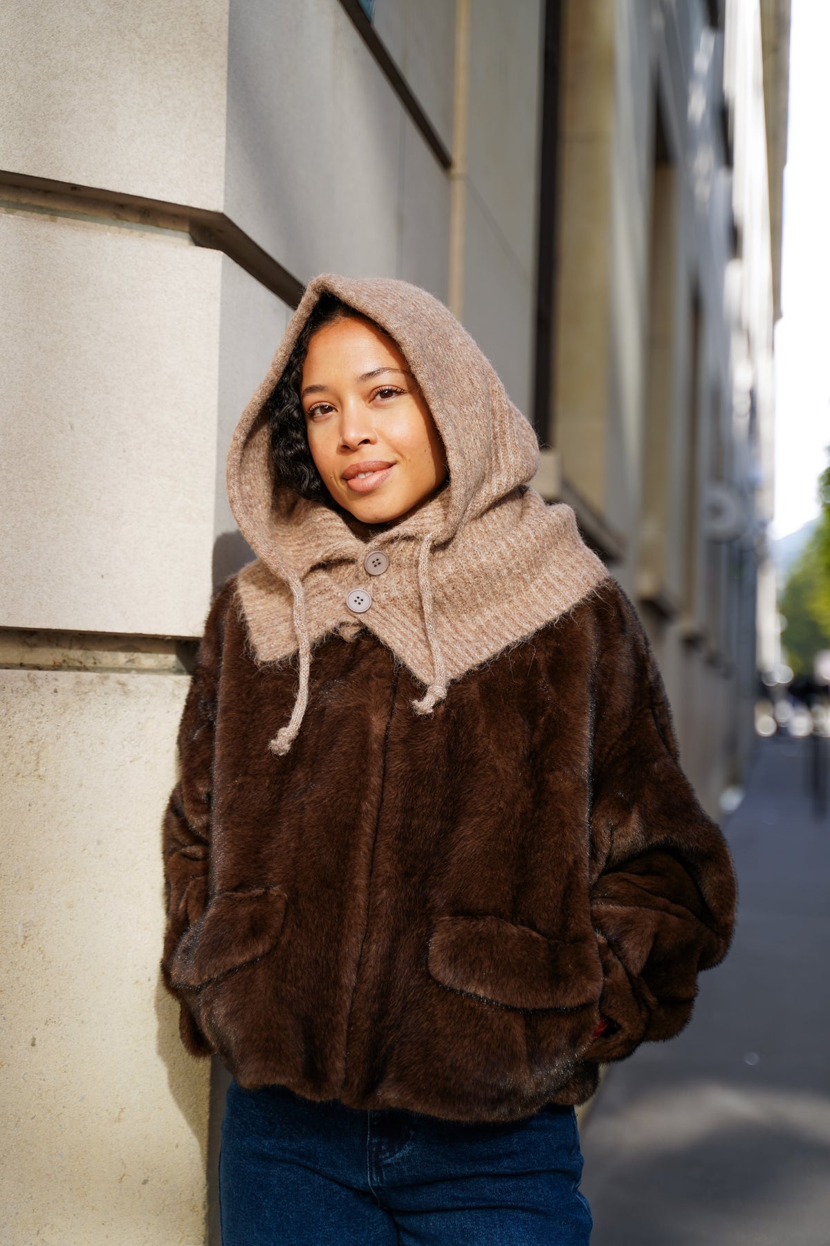 Col cagoule LORIE en maille avec boutons - Camel