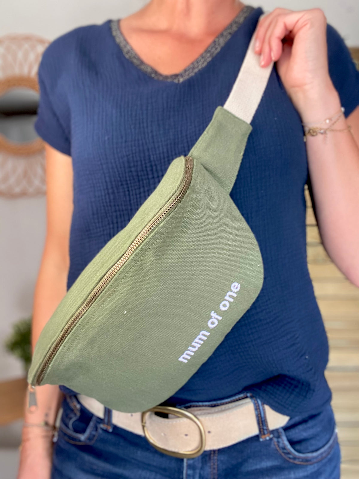 Sac banane en toile MUM OF - Kaki - FAMILY IMPACT STORIES - FIN DE SÉRIE