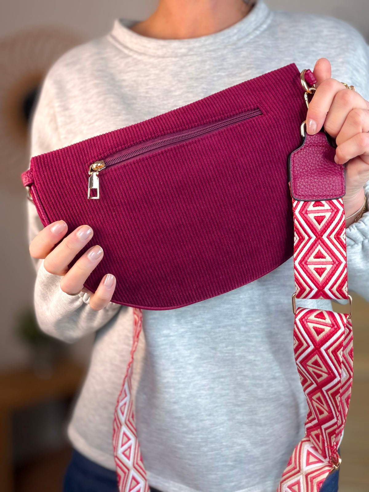 Sac banane en velours côtelé, sangle fantaisie - KATY - Bordeaux - FIN DE SÉRIE
