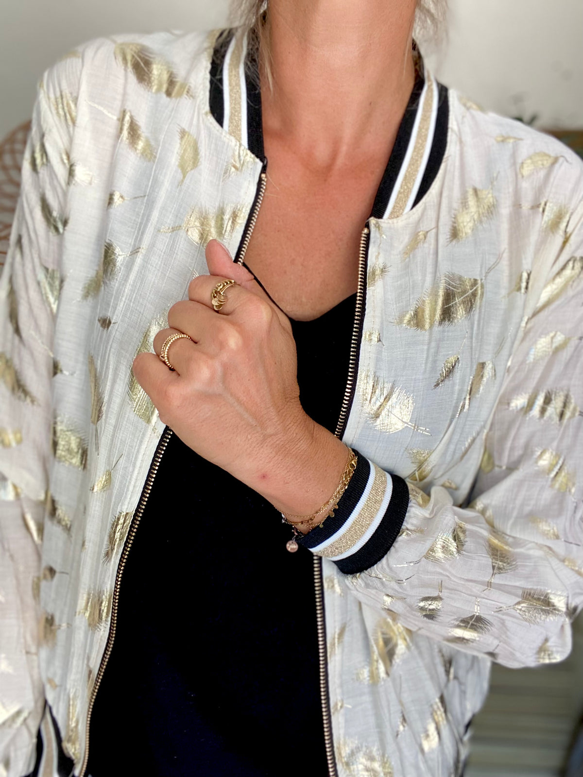 Veste bombers léger EMILY - imprimé Doré Écru (plumes) - FIN DE SÉRIE