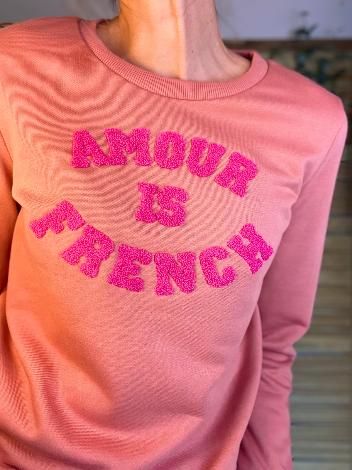 Sweat AMOUR IS FRENCH - OPHELIA - Vieux rose / Fuschia