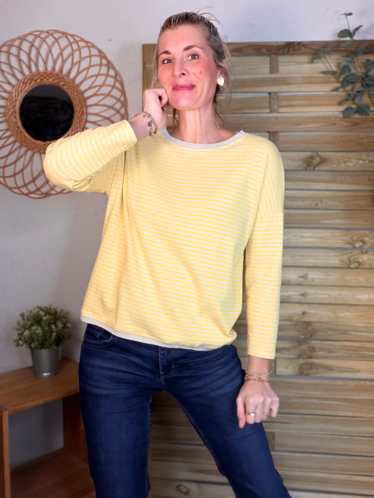 Pull fin rayé ample ROMANE - Jaune/Beige - FIN DE SÉRIE