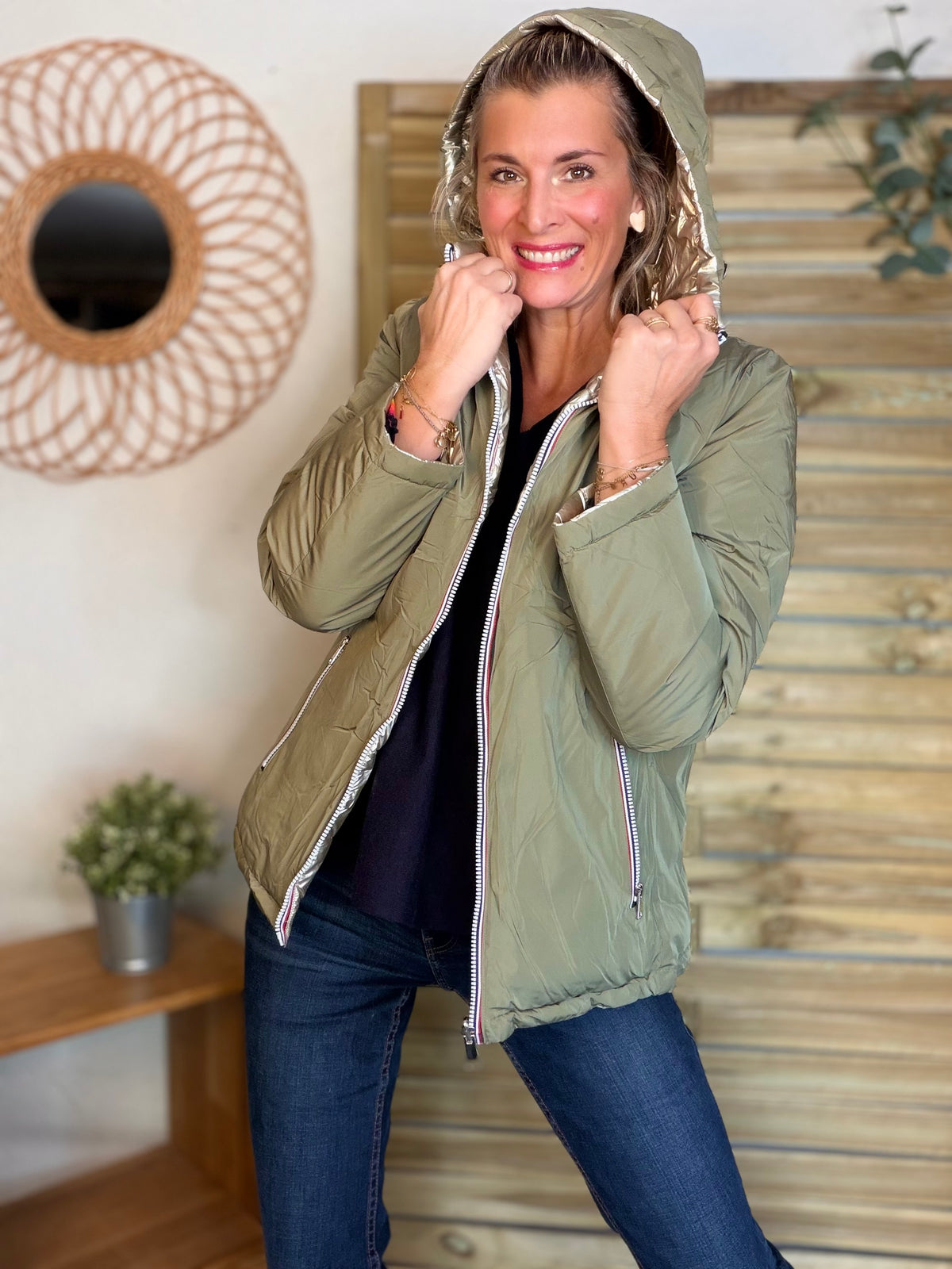 Doudoune imperméable réversible ANGÈLE COURT - Kaki clair - MELYA MELODY (DÉSTOCKAGE sur Taille S)