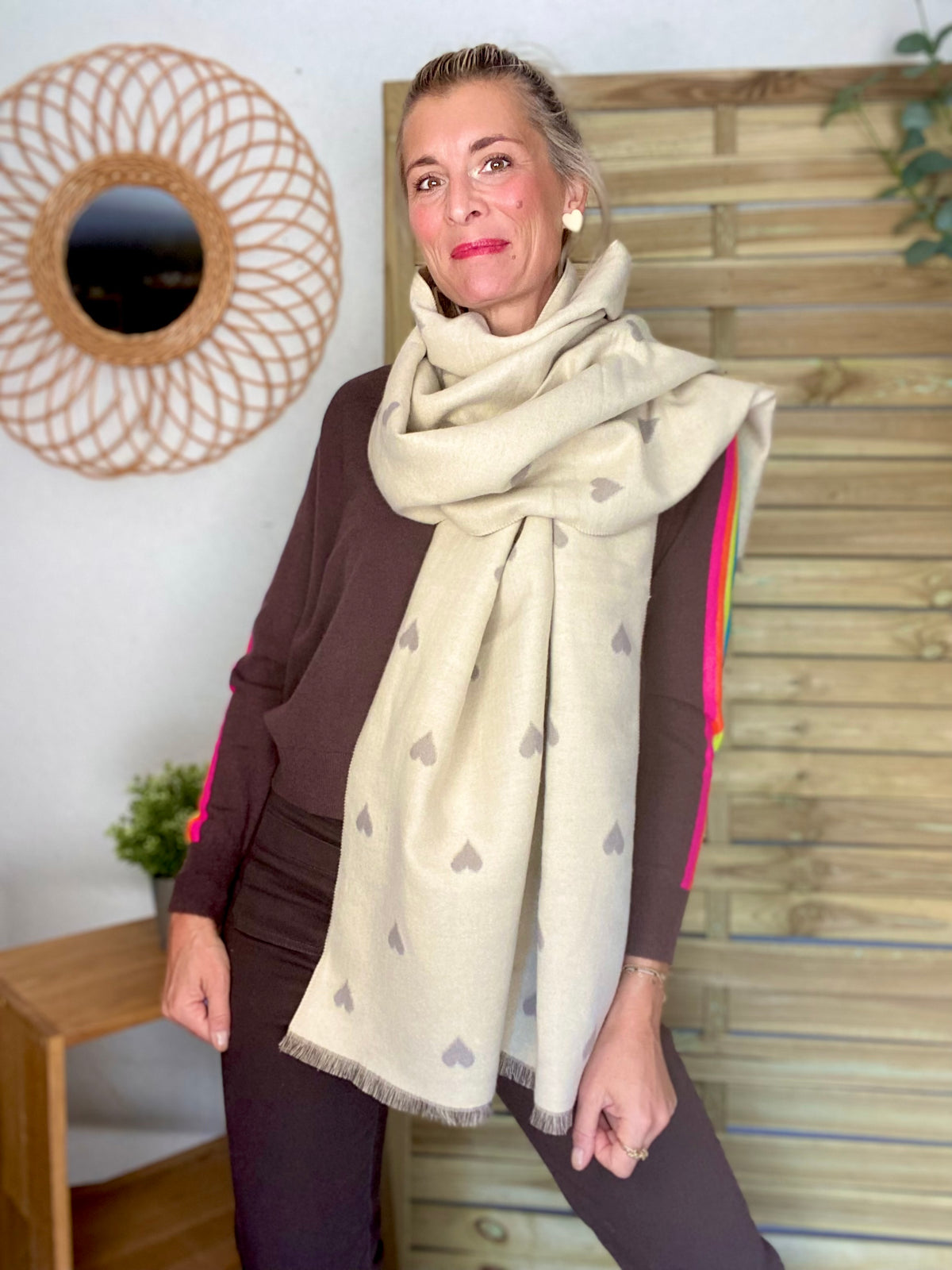 Écharpe douce gros Coeurs PAULETTE - Beige 🩶