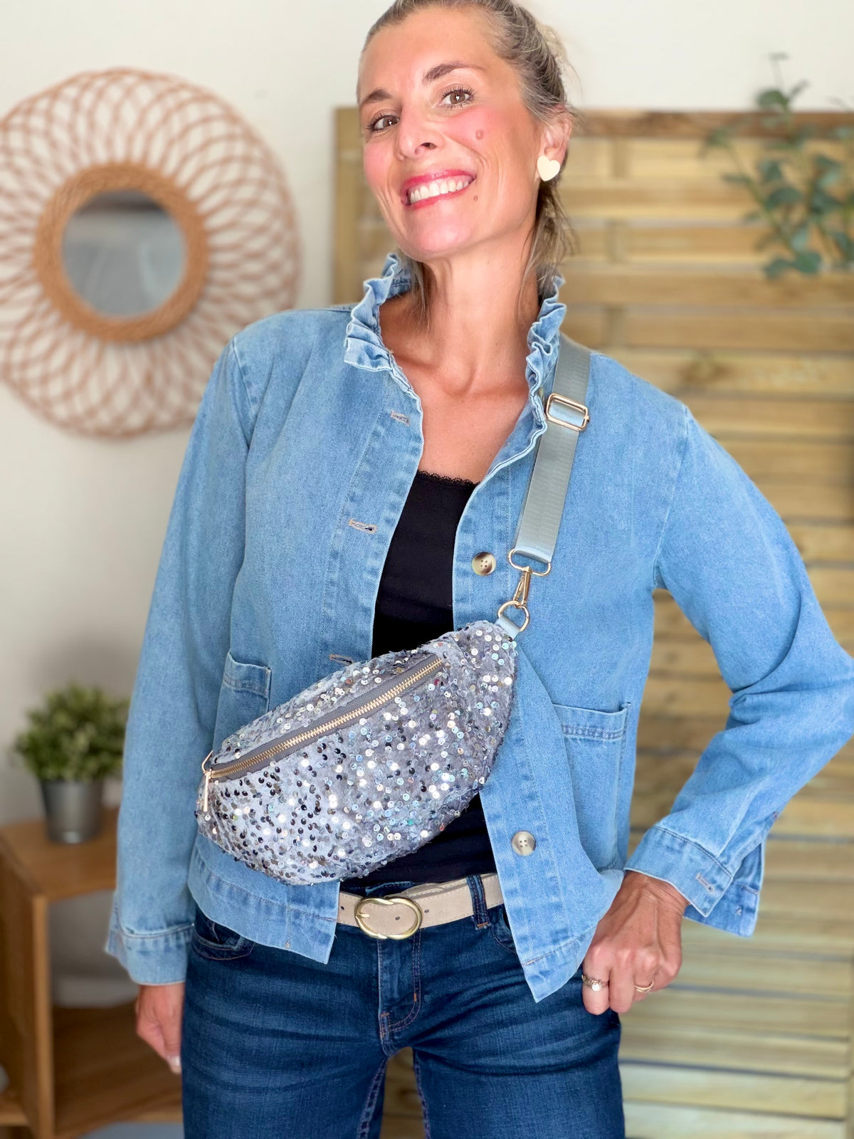 ⚡️ ARRIVAGE - Sac banane velours à sequins DAISY - Argent
