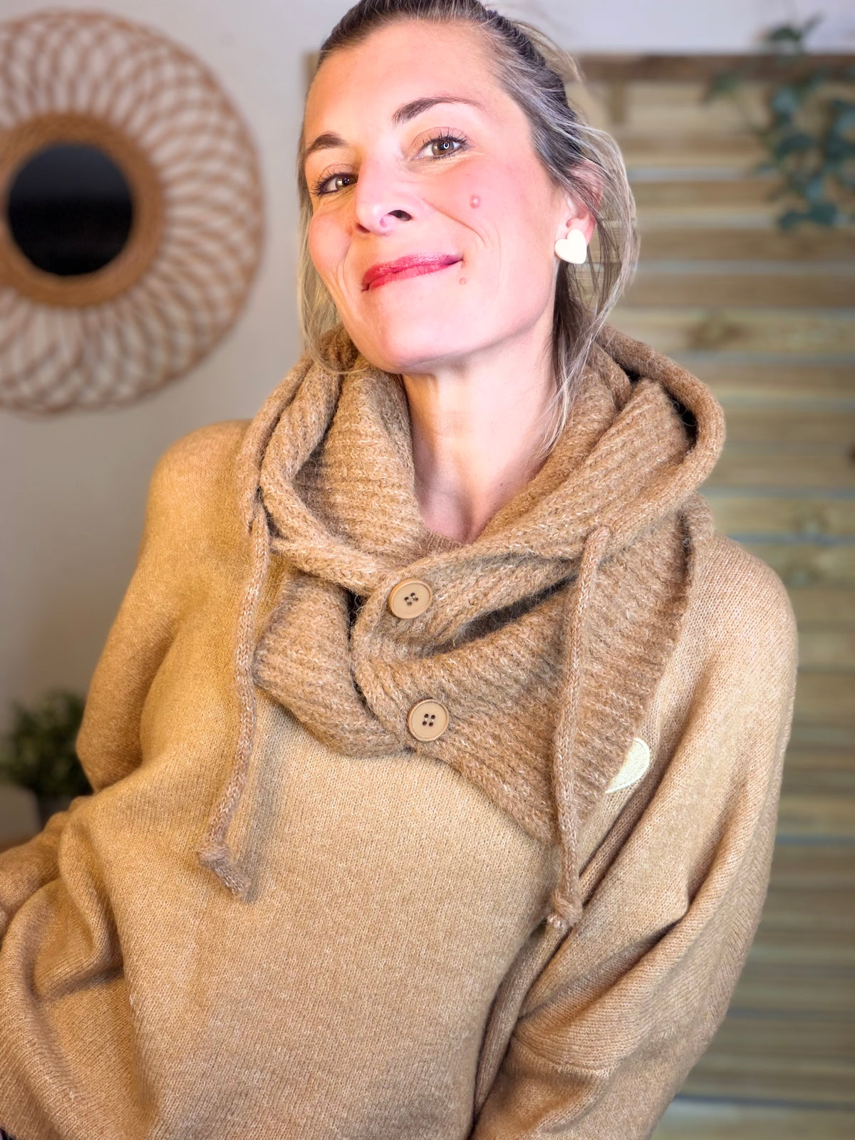 Col cagoule LORIE en maille avec boutons - Camel
