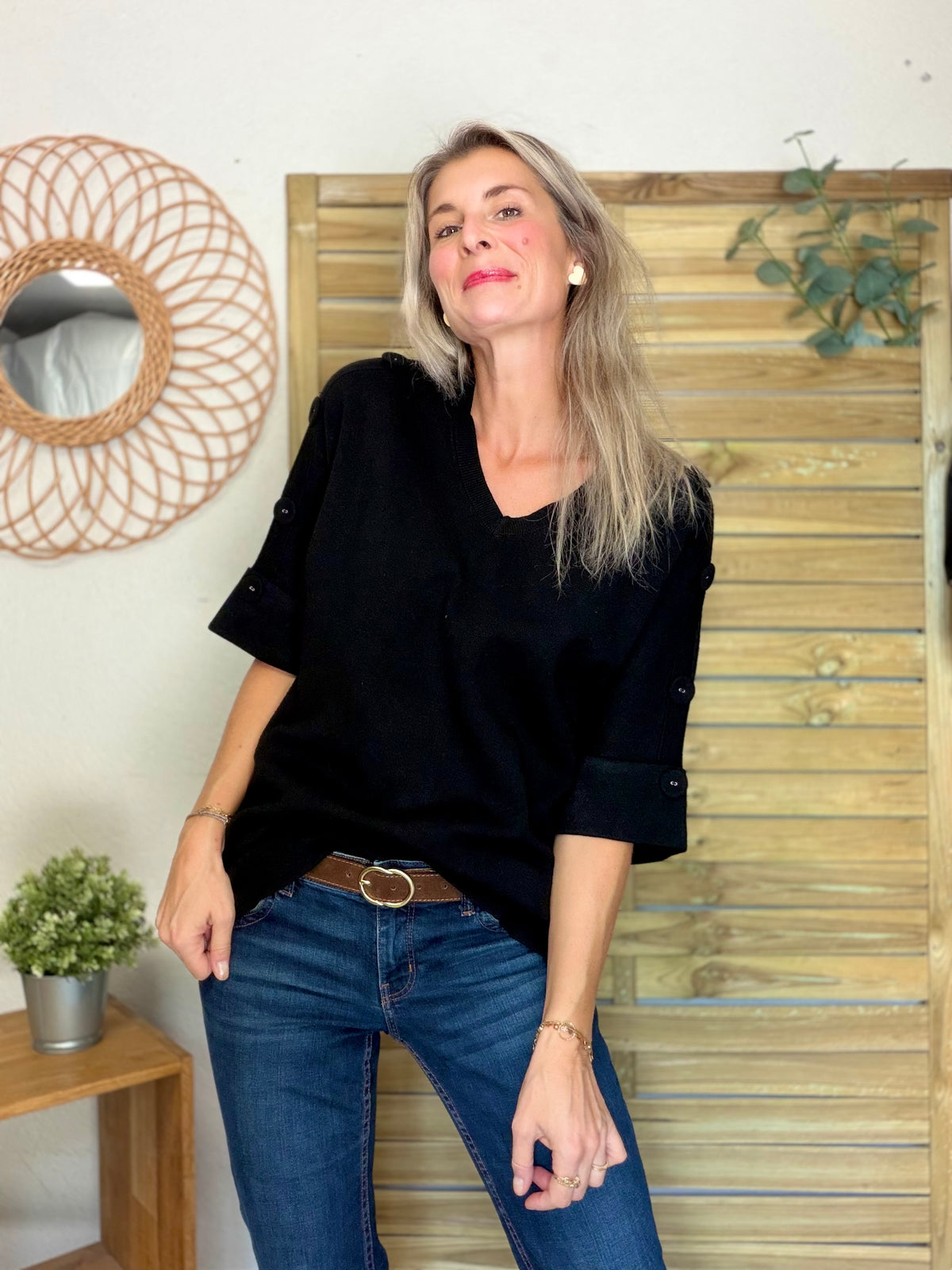 Pull long, col V, ornements boutons CHIARA Noir