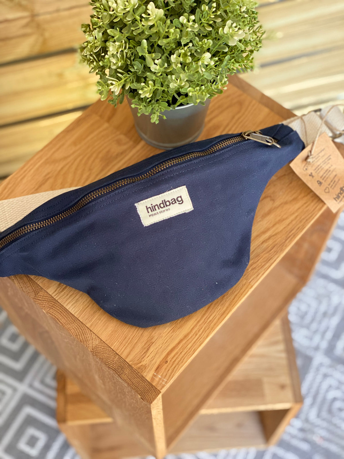 HINDBAG OLIVIA - Sac banane Navy Marine