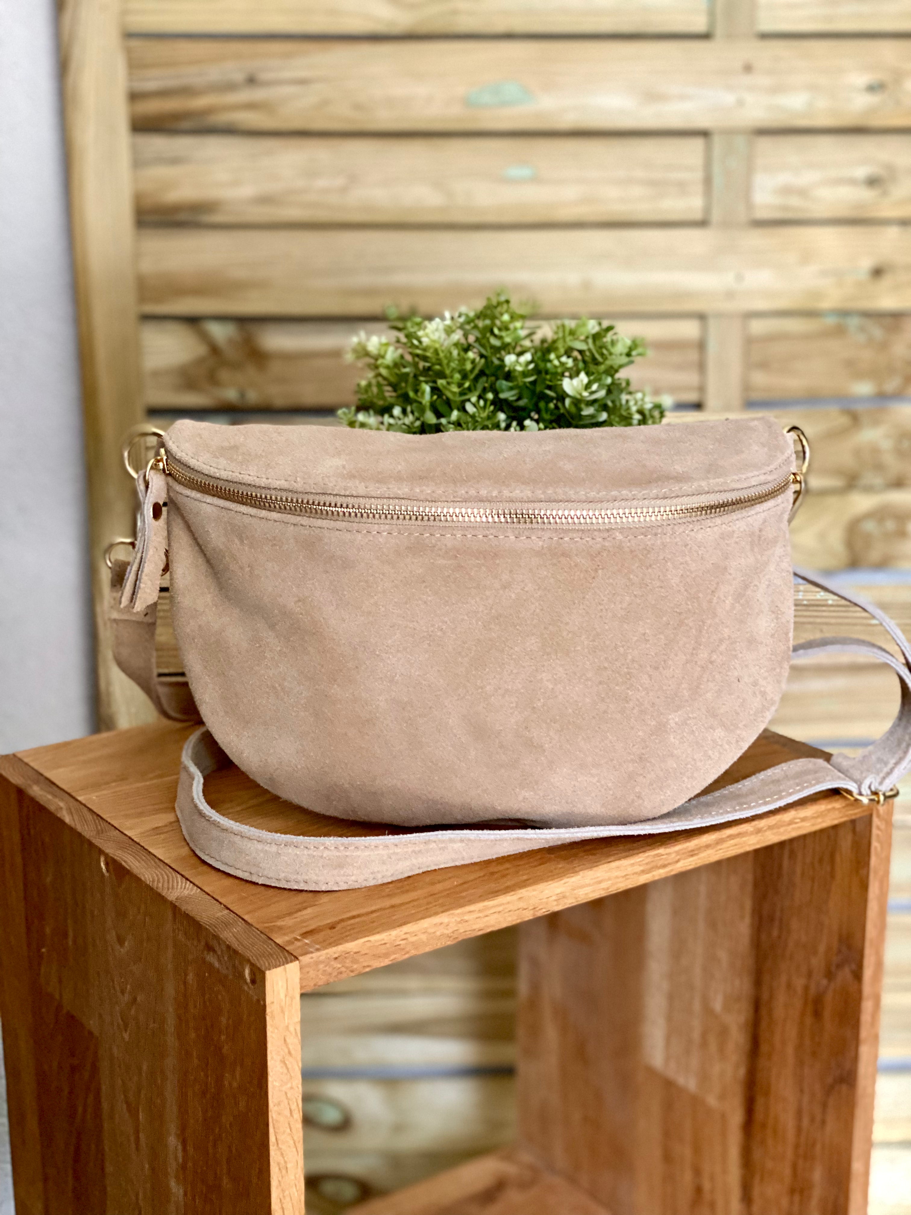 Sac banane XL en cuir velours 30cm JUDY - Beige
