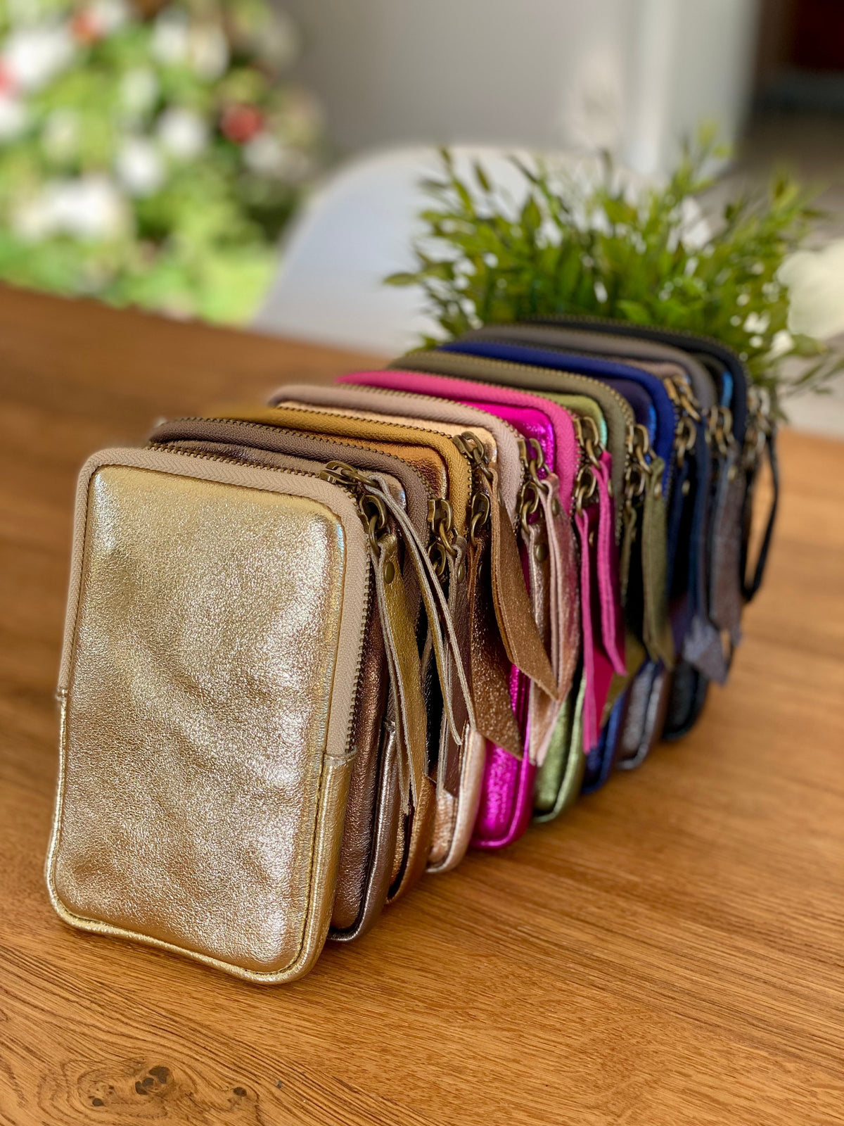 Pochette bandoulière pour téléphone en cuir irisé - STELLA - Kaki - FIN DE SÉRIE