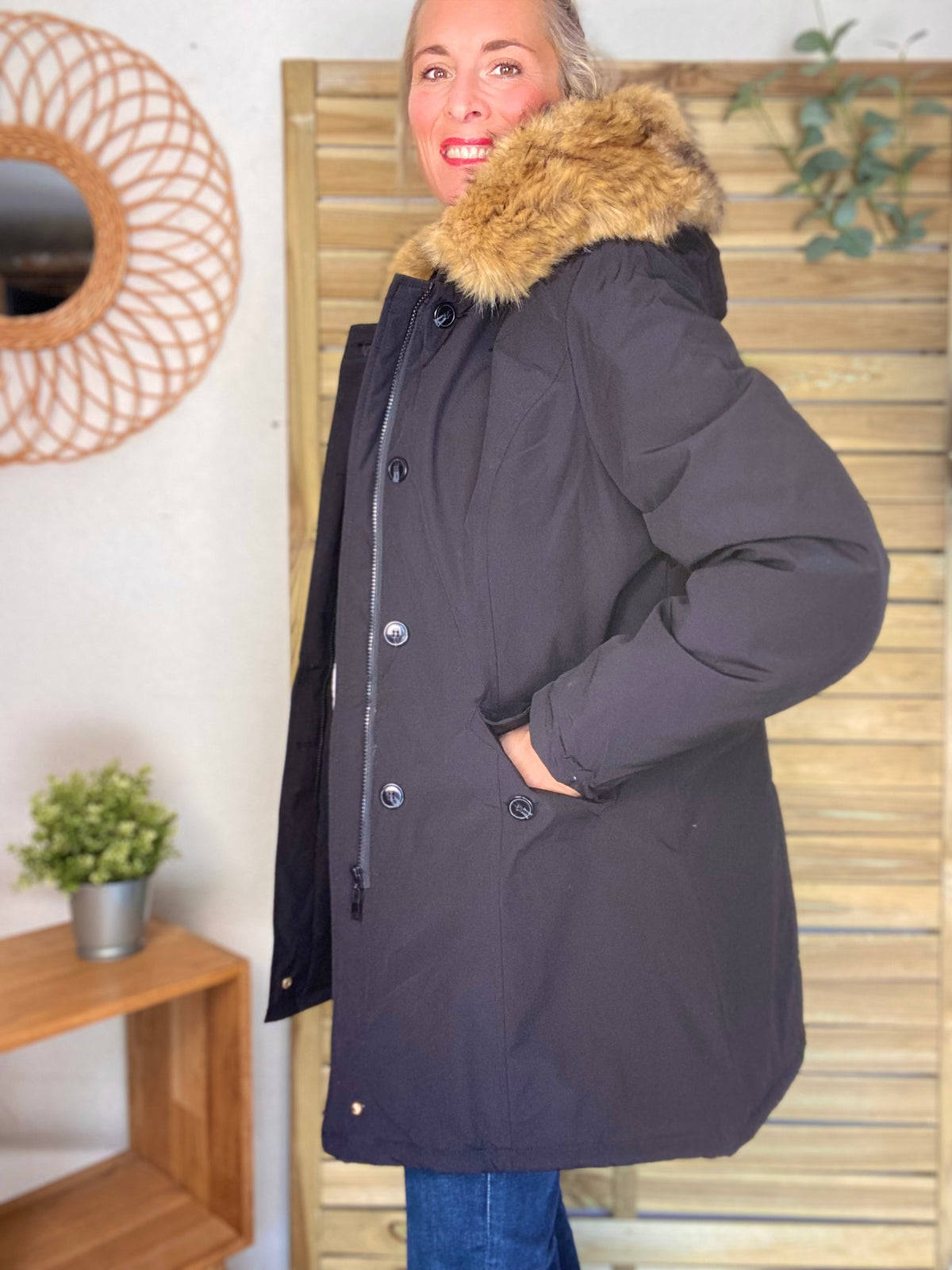 Parka rembourrée déperlante noir, capuche col fourrure amovible - CHEYENNE - FIN DE SÉRIE