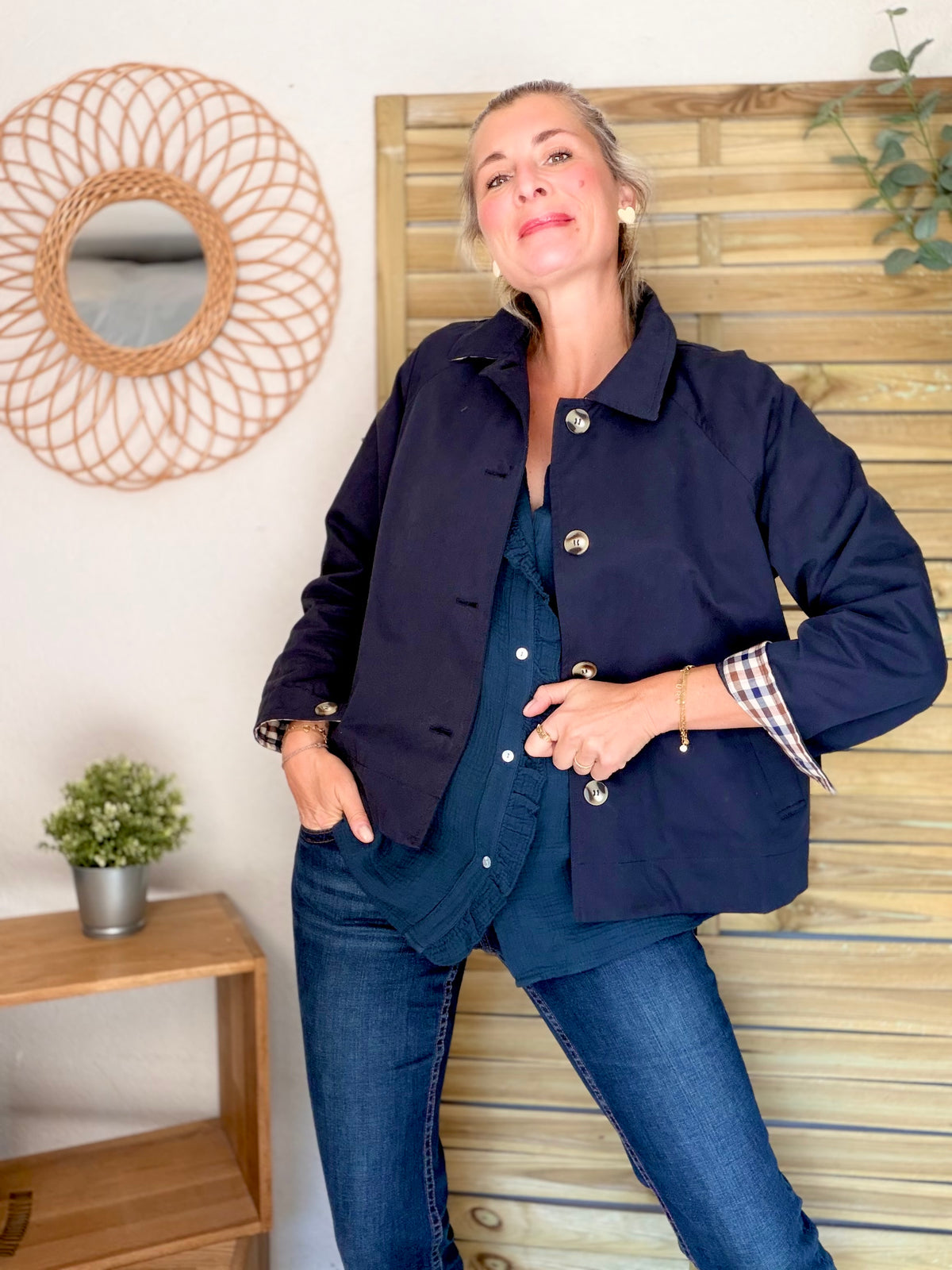 Veste Trench en coton avec carreaux - SOLÈNE Bleu marine • FIN DE SÉRIE