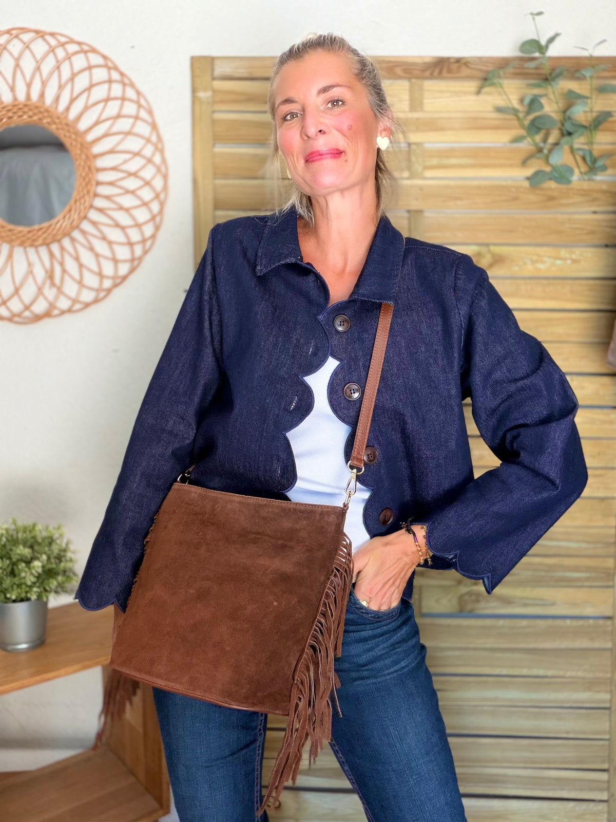 Sac seau en cuir daim avec franges KYLIE - Camel foncé (Café)