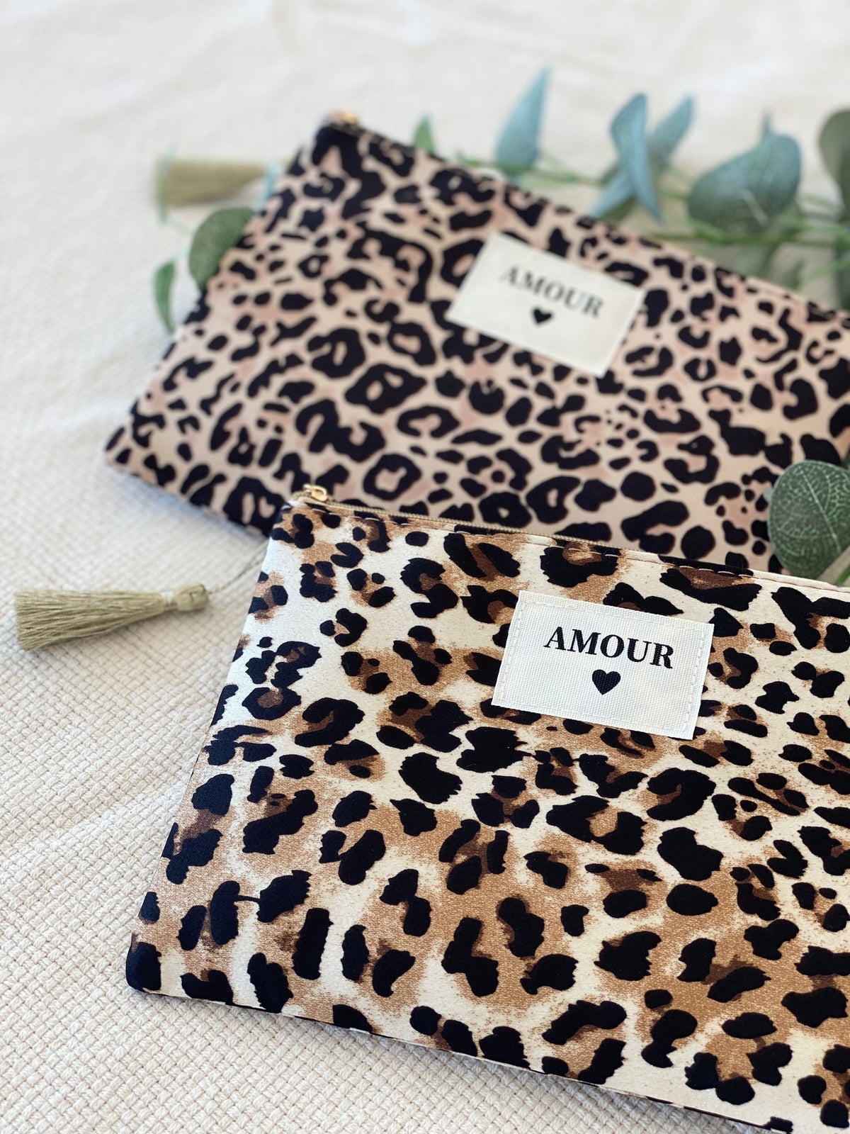 Pochette XL Léo 🐆 AMOUR - SARAH