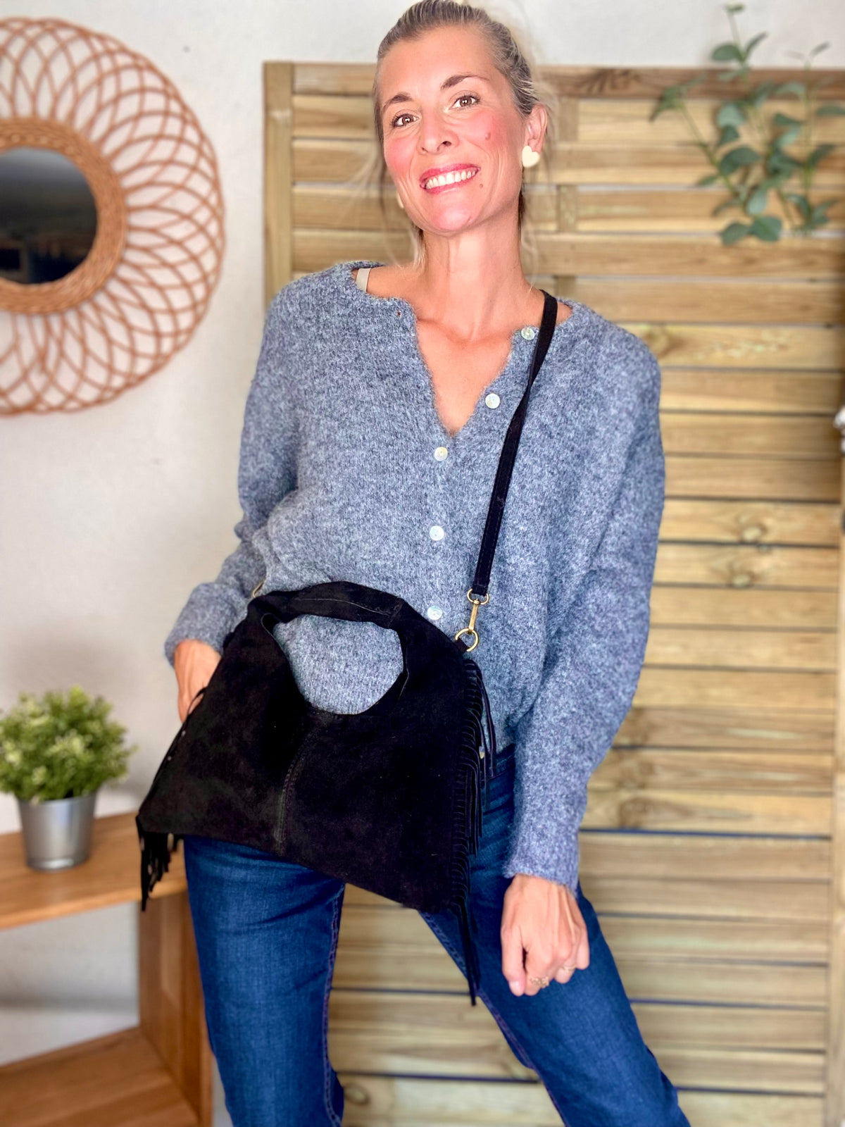 Sac hobo en cuir daim avec franges AARON - Noir - DÉSTOCKAGE