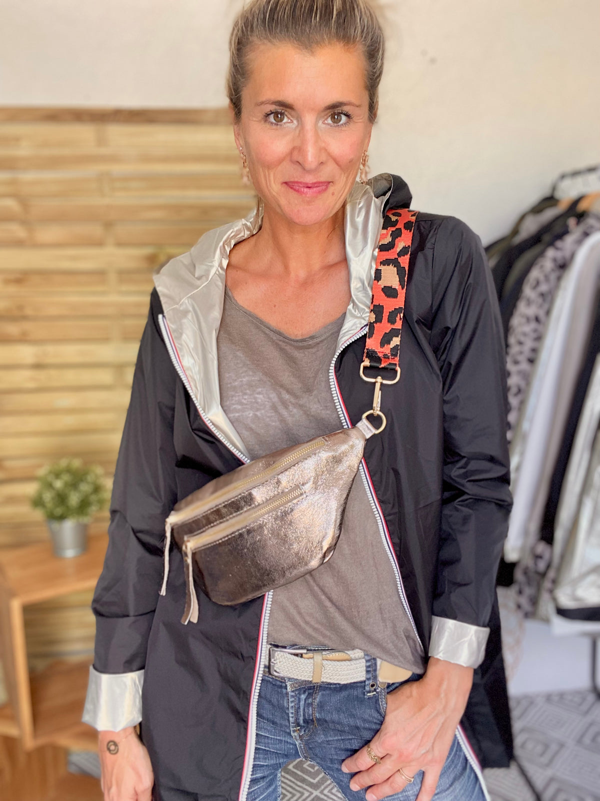 Sac banane en cuir irisé ERYN - Bronze (9 coloris)