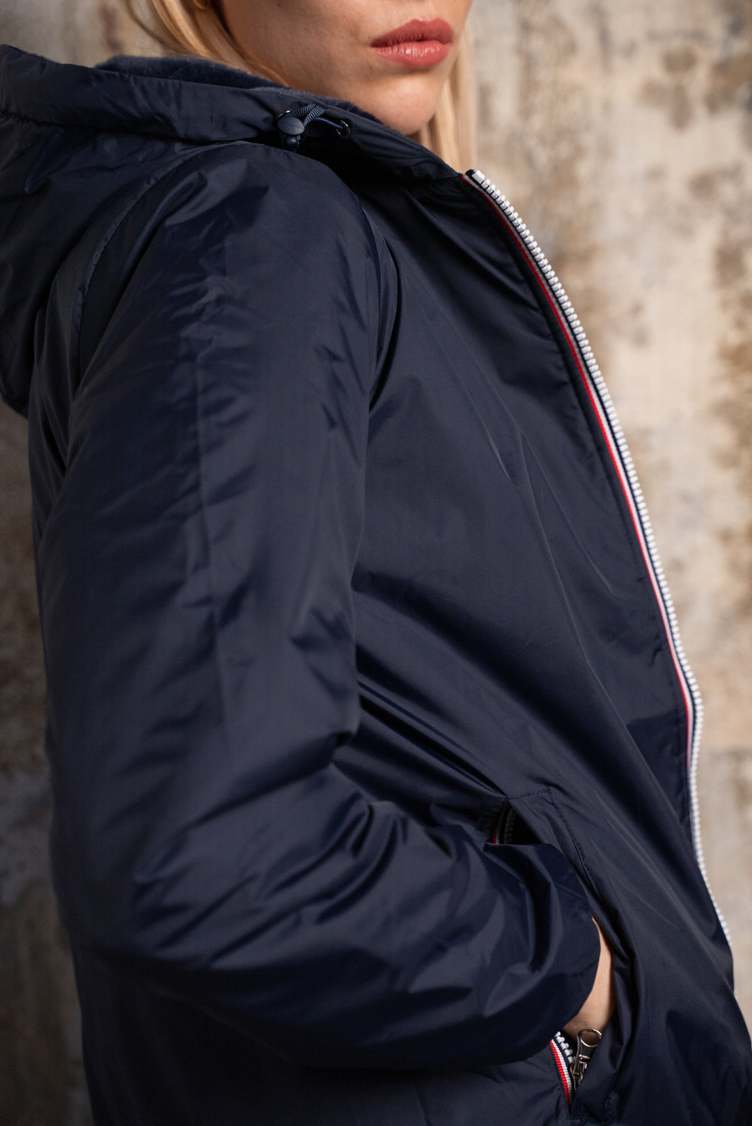 LAURA JO - Parka Imperméable LOUISE COURT fourré - Bleu marine • DÉSTOCKAGE sur Taille L