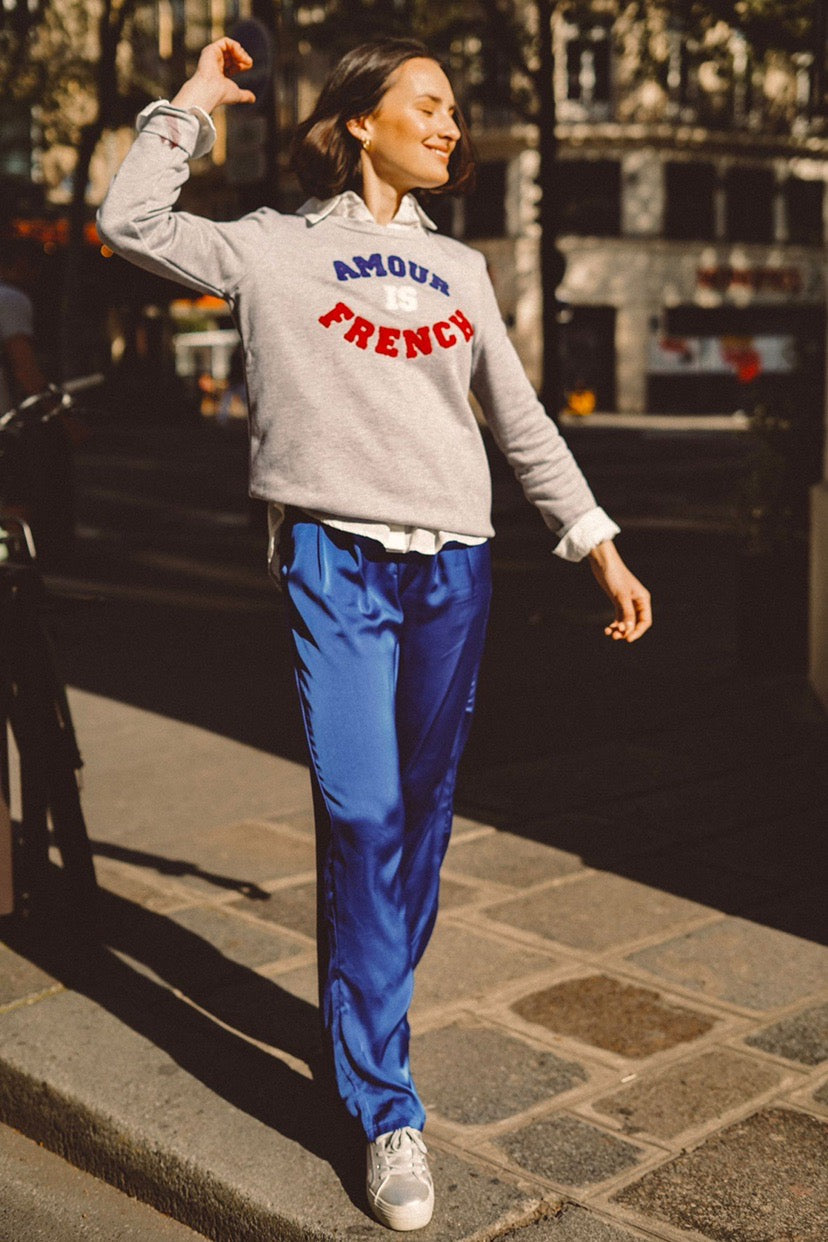 Sweat AMOUR IS FRENCH - OPHELIA - Gris / Tricolore 🇫🇷 FIN DE SÉRIE