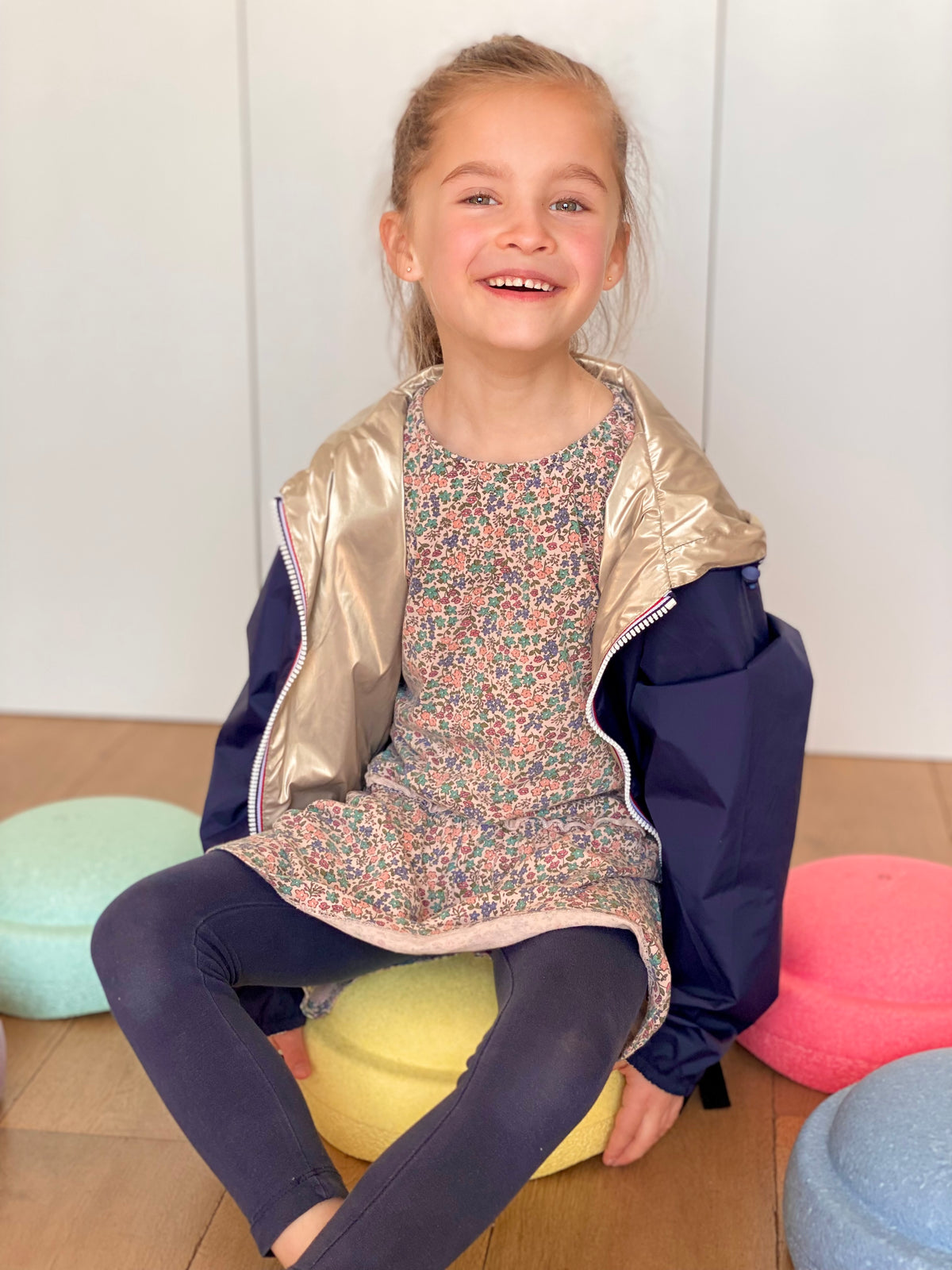 LAURA JO - Imperméable réversible léger GARANCE KIDS enfant (mixte) - Bleu Marine / Doré • DÉSTOCKAGE sur Taille 6 ans