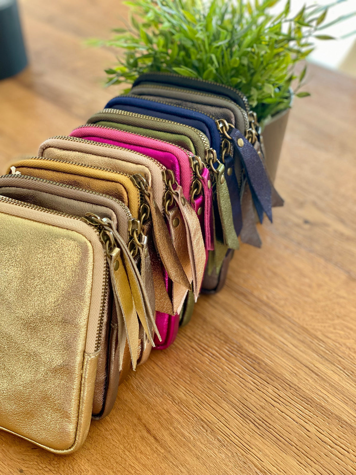 Pochette bandoulière pour téléphone en cuir irisé - STELLA - Kaki - FIN DE SÉRIE