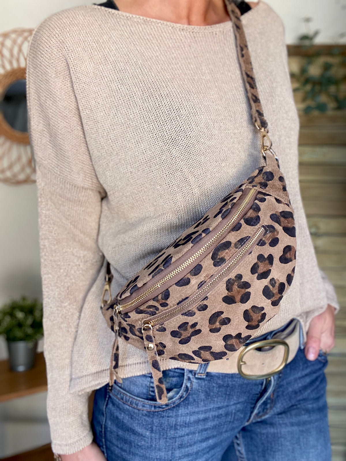 Sac banane double poche en cuir daim - OPALINE - Léo taupe