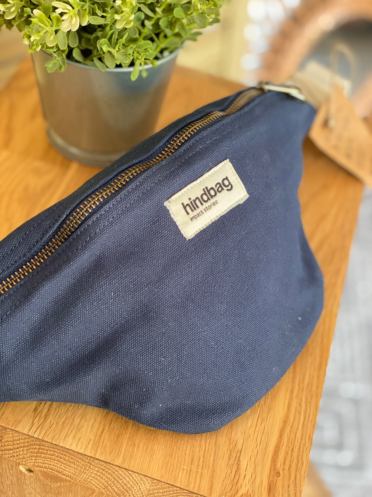 HINDBAG OLIVIA - Sac banane Navy Marine